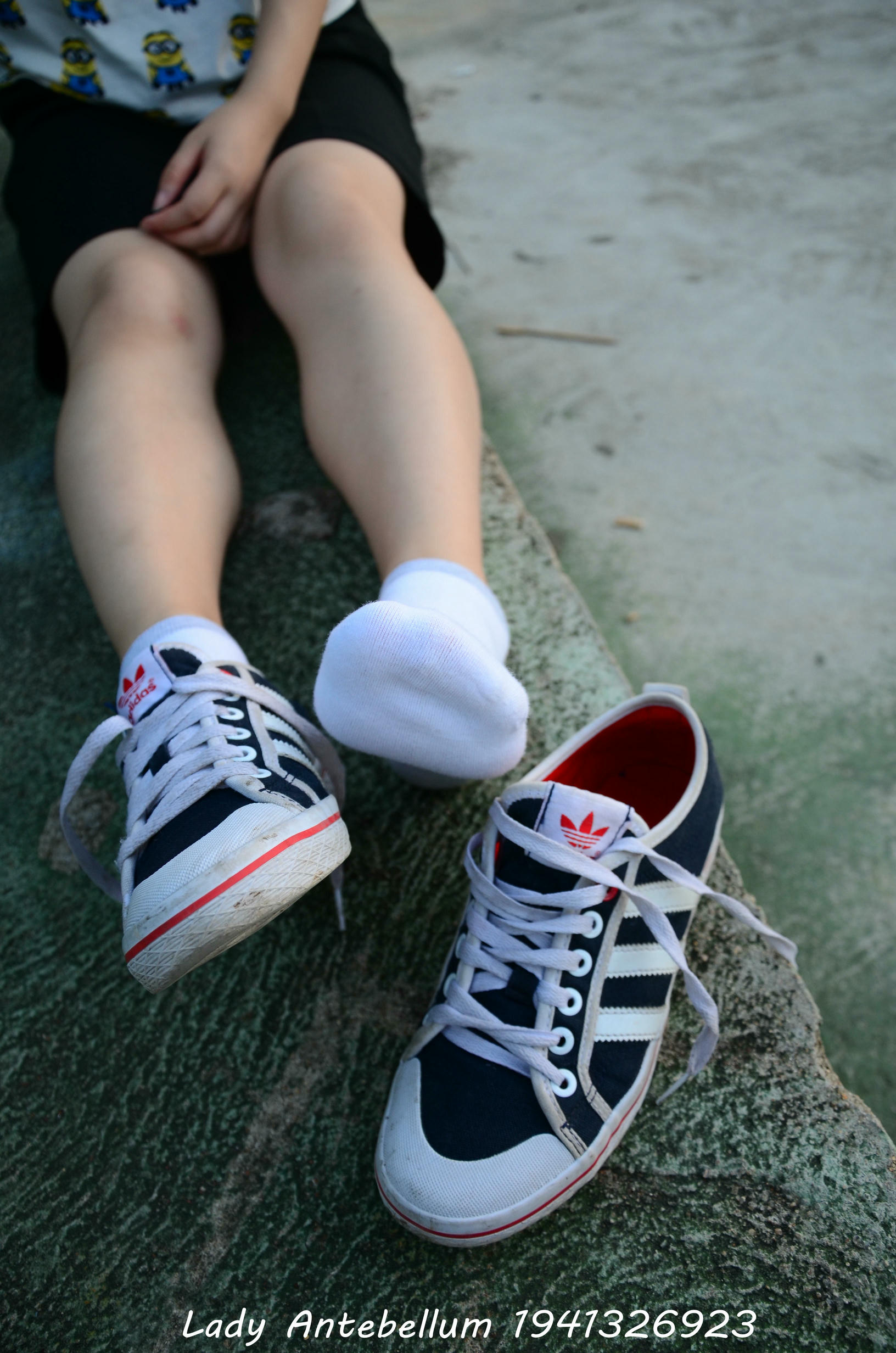 [战前女神] 恋足美腿棉袜女神级摄影套图 047 [116P-162MB]_第2集