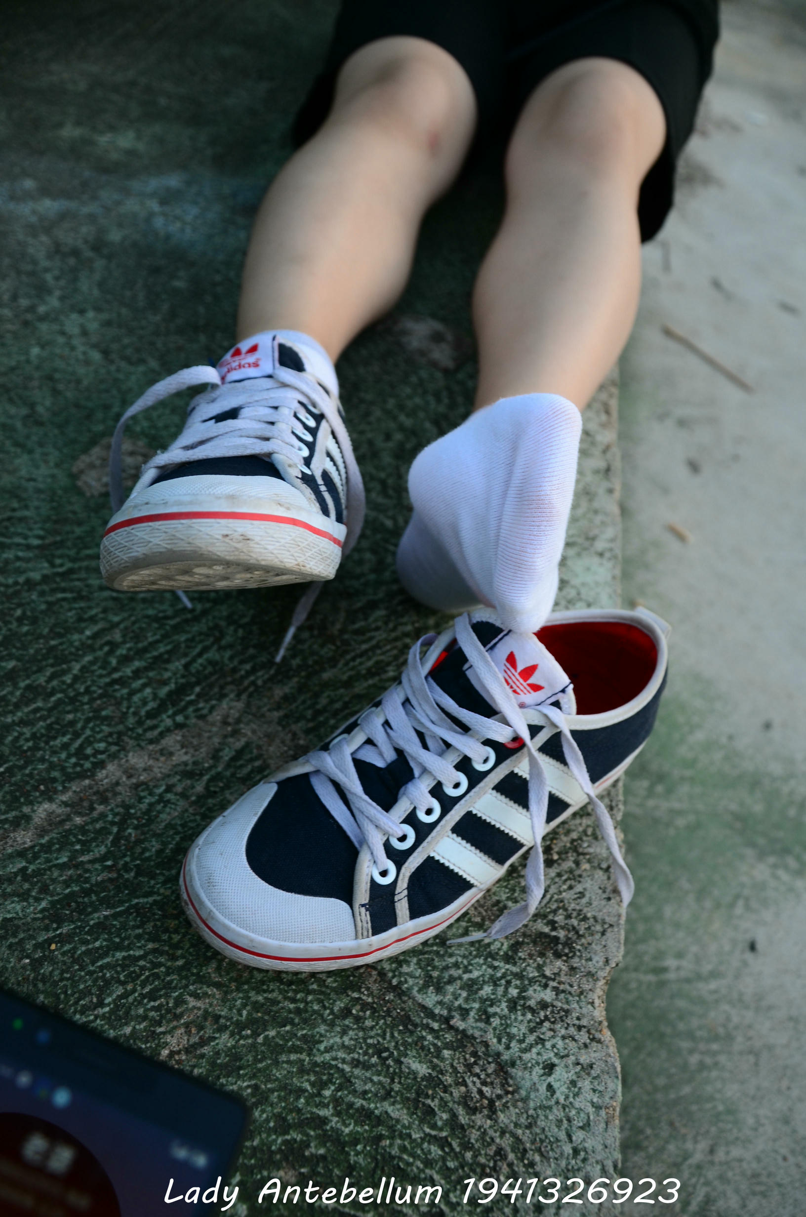 [战前女神] 恋足美腿棉袜女神级摄影套图 047 [116P-162MB]_第2集