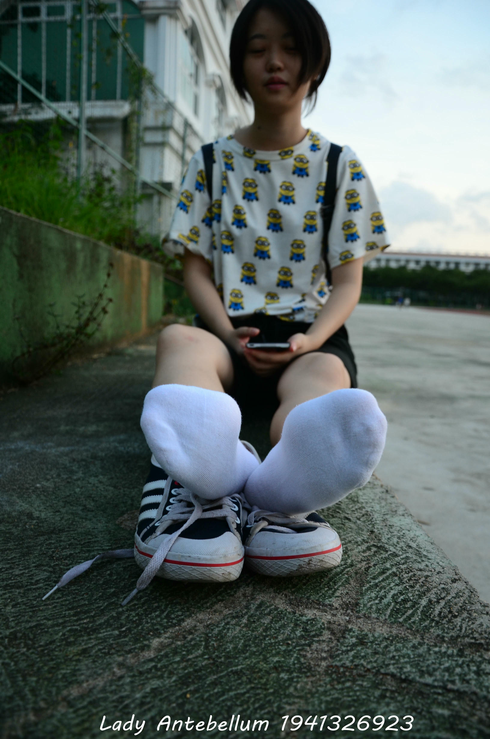 [战前女神] 恋足美腿棉袜女神级摄影套图 047 [116P-162MB]_第4集