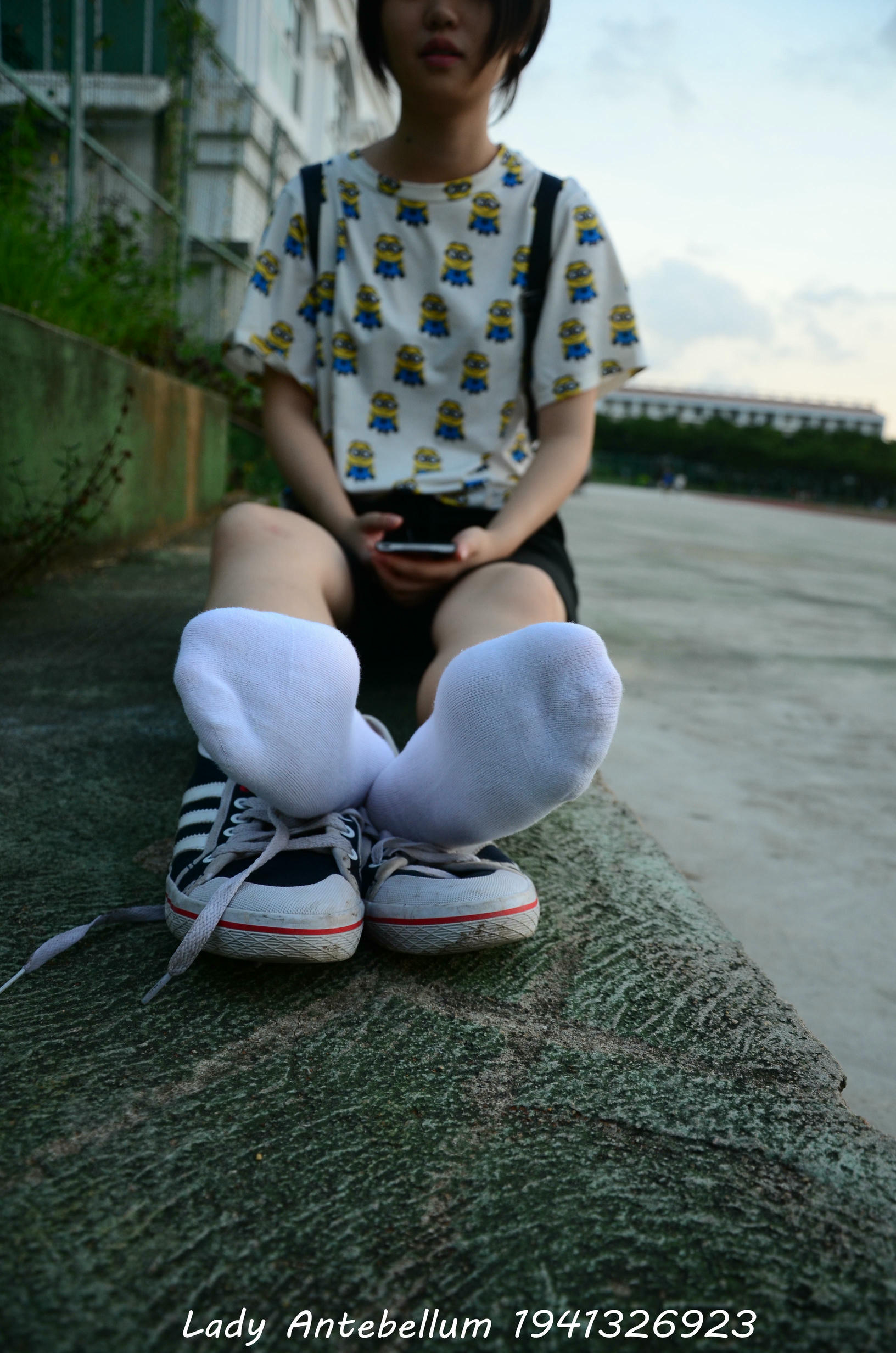 [战前女神] 恋足美腿棉袜女神级摄影套图 047 [116P-162MB]_第4集