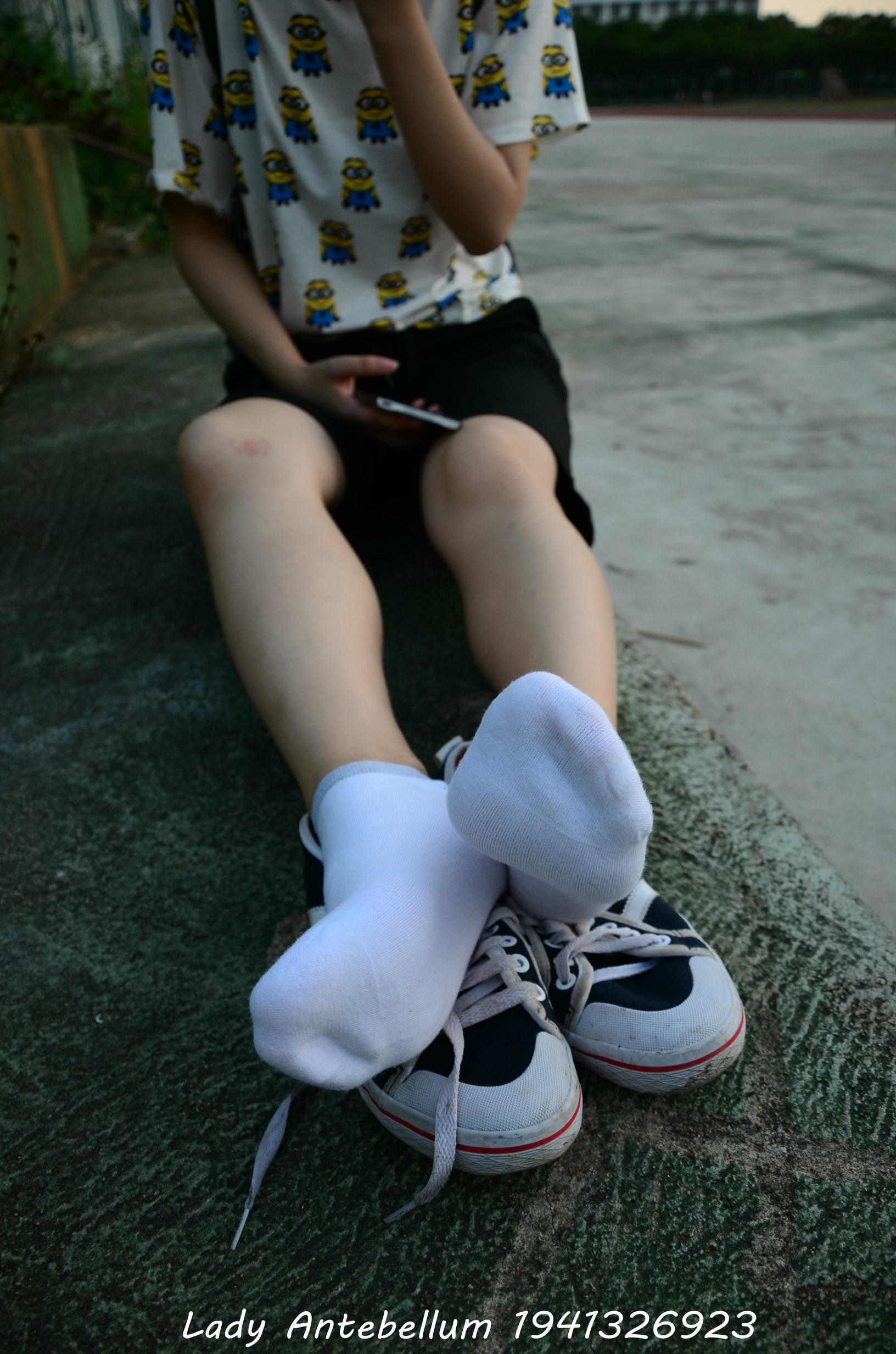 [战前女神] 恋足美腿棉袜女神级摄影套图 047 [116P-162MB]_第4集