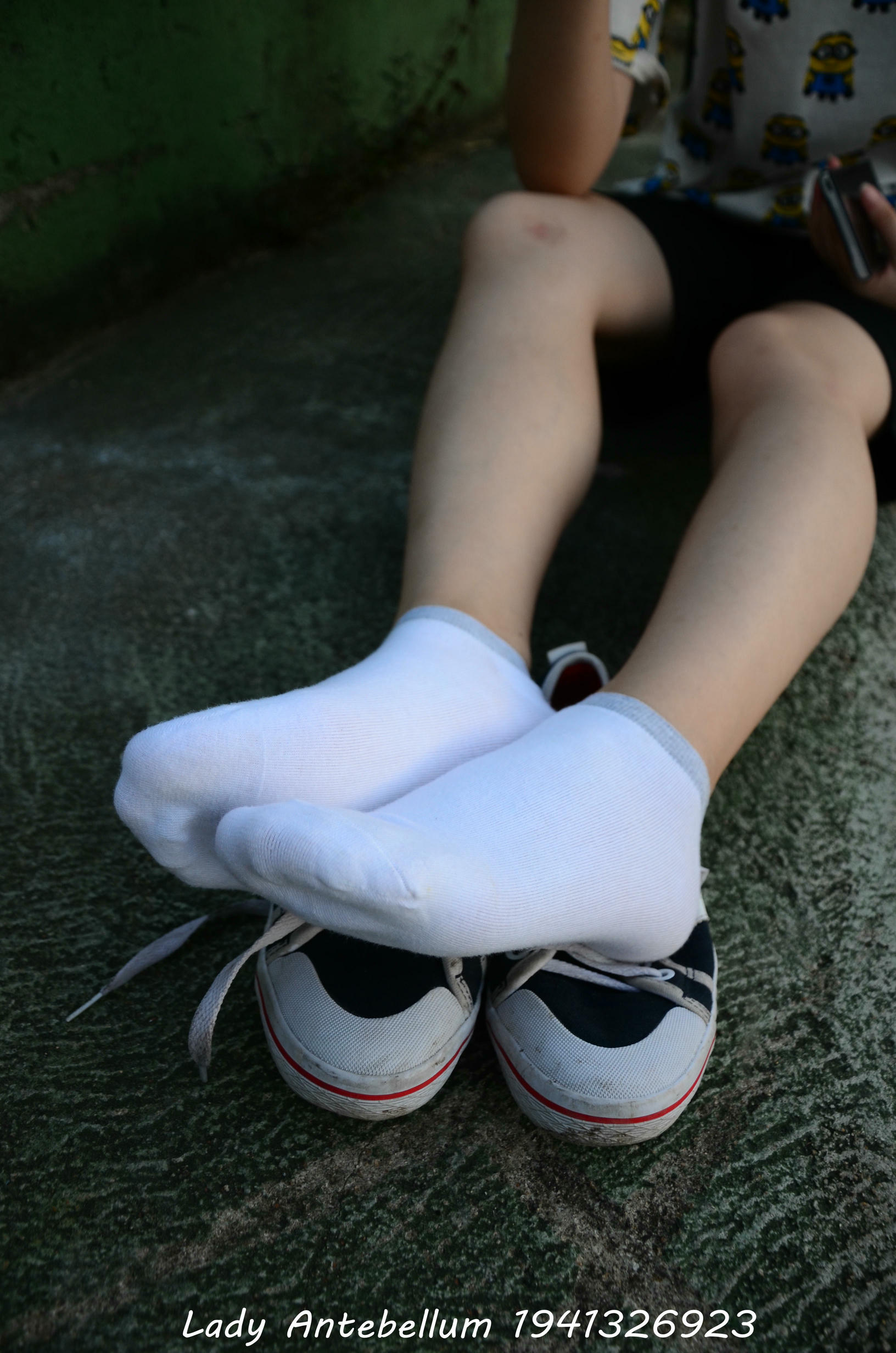 [战前女神] 恋足美腿棉袜女神级摄影套图 047 [116P-162MB]_第5集