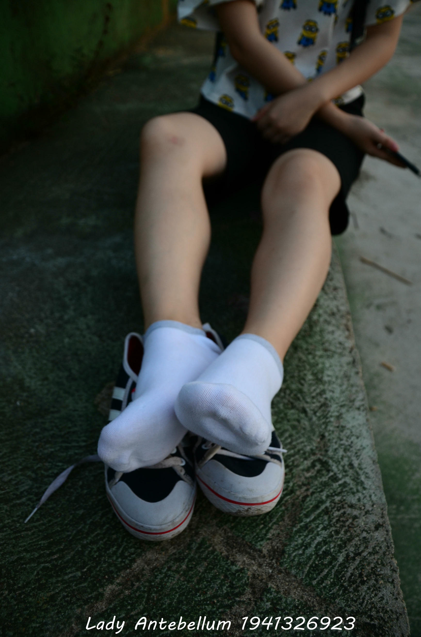 [战前女神] 恋足美腿棉袜女神级摄影套图 047 [116P-162MB]_第5集