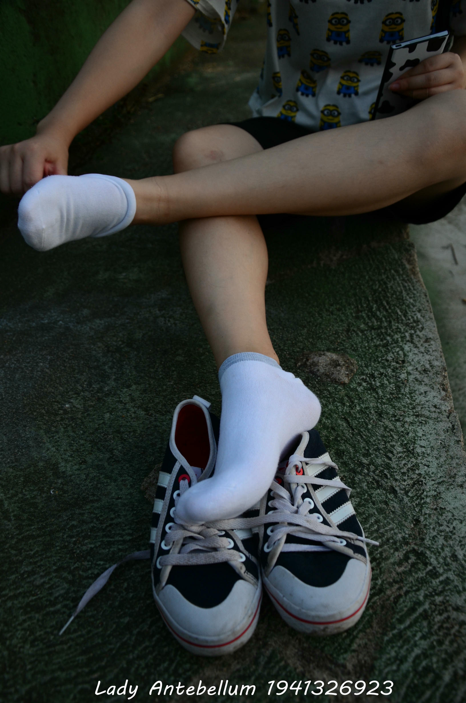 [战前女神] 恋足美腿棉袜女神级摄影套图 047 [116P-162MB]_第5集