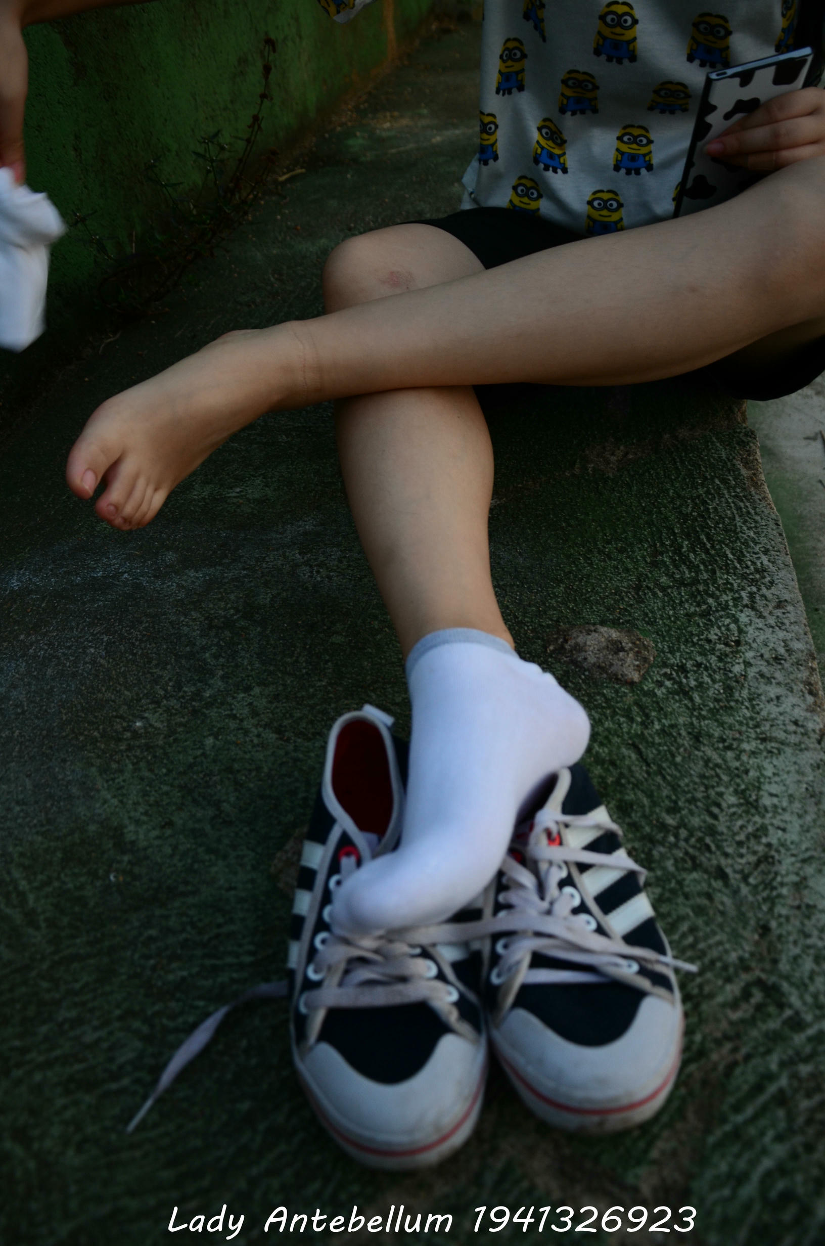 [战前女神] 恋足美腿棉袜女神级摄影套图 047 [116P-162MB]_第5集