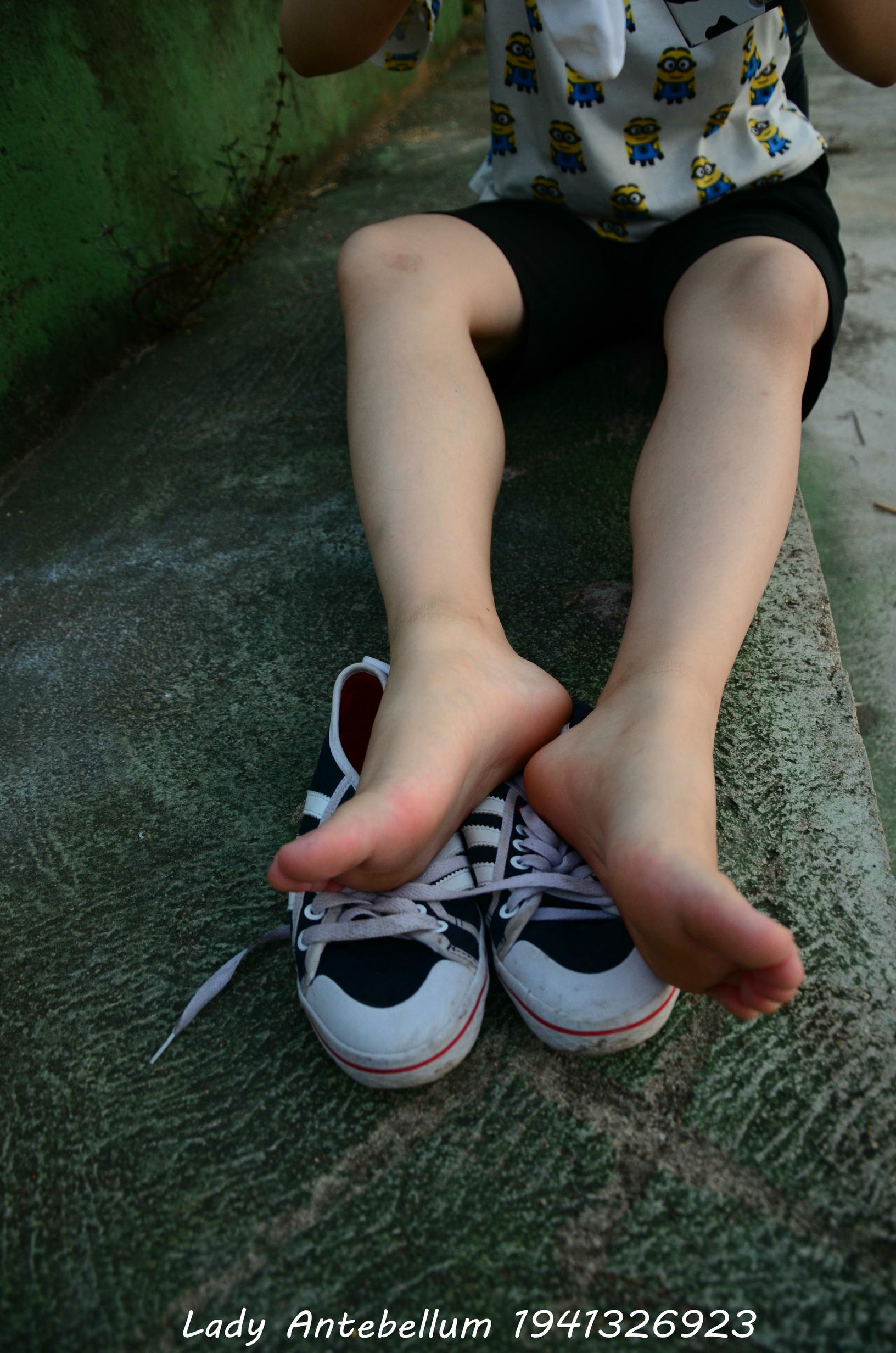 [战前女神] 恋足美腿棉袜女神级摄影套图 047 [116P-162MB]_第5集