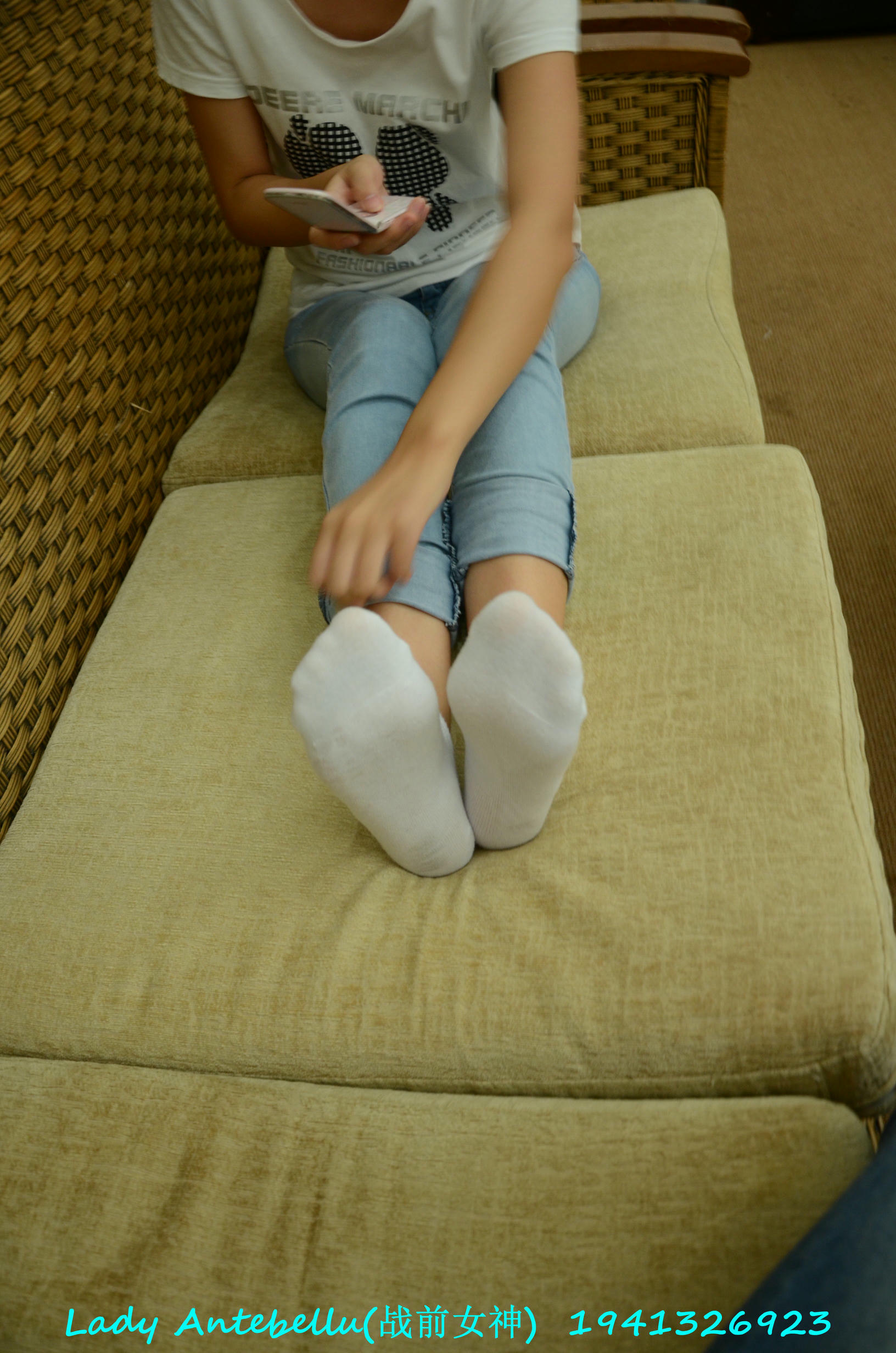 [战前女神] 恋足美腿棉袜女神级摄影套图 049 [283P-327MB]_第7集