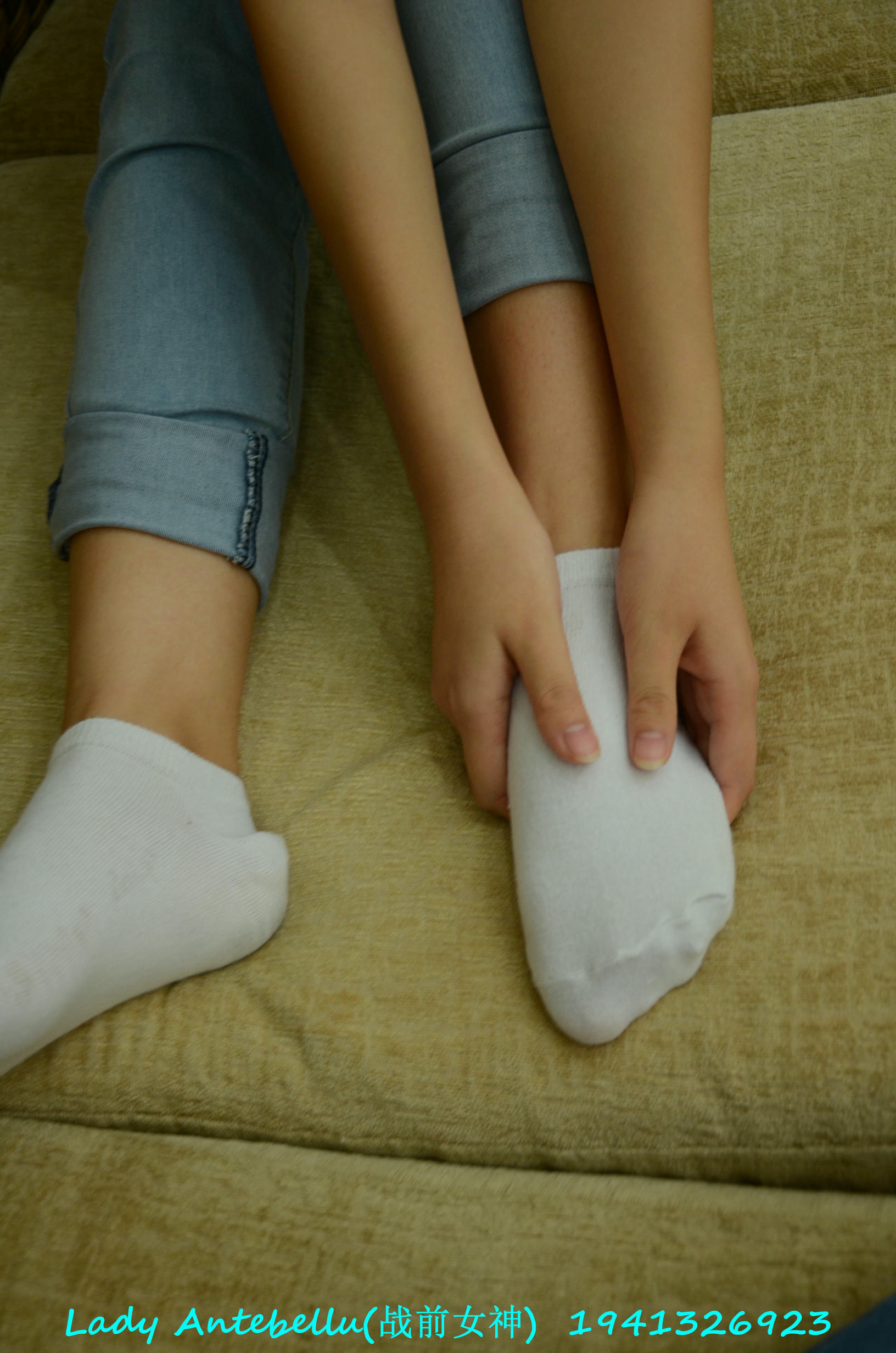 [战前女神] 恋足美腿棉袜女神级摄影套图 049 [283P-327MB]_第9集