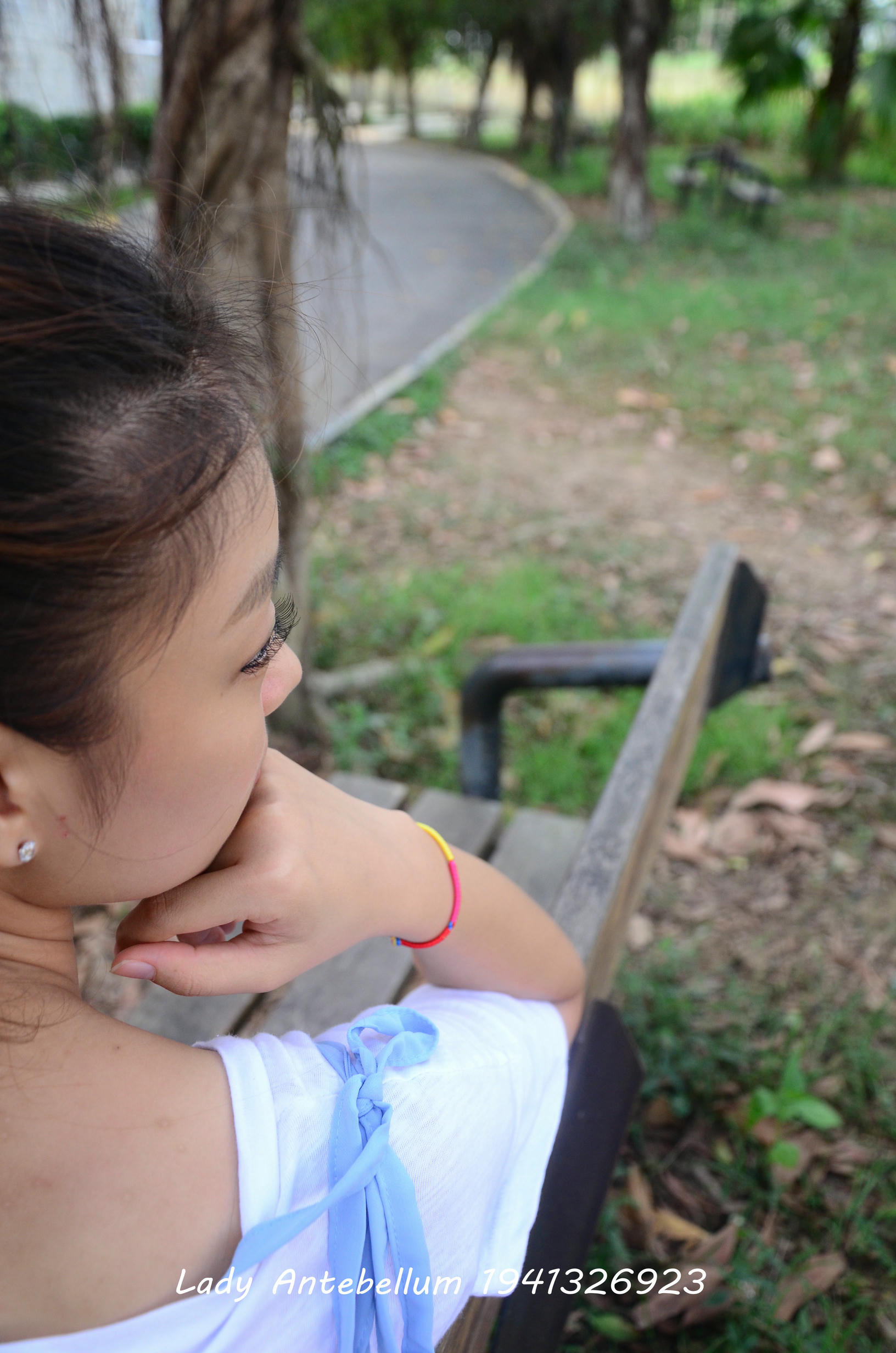 [战前女神] 恋足美腿棉袜女神级摄影套图 005 [73P-176MB]_第1集