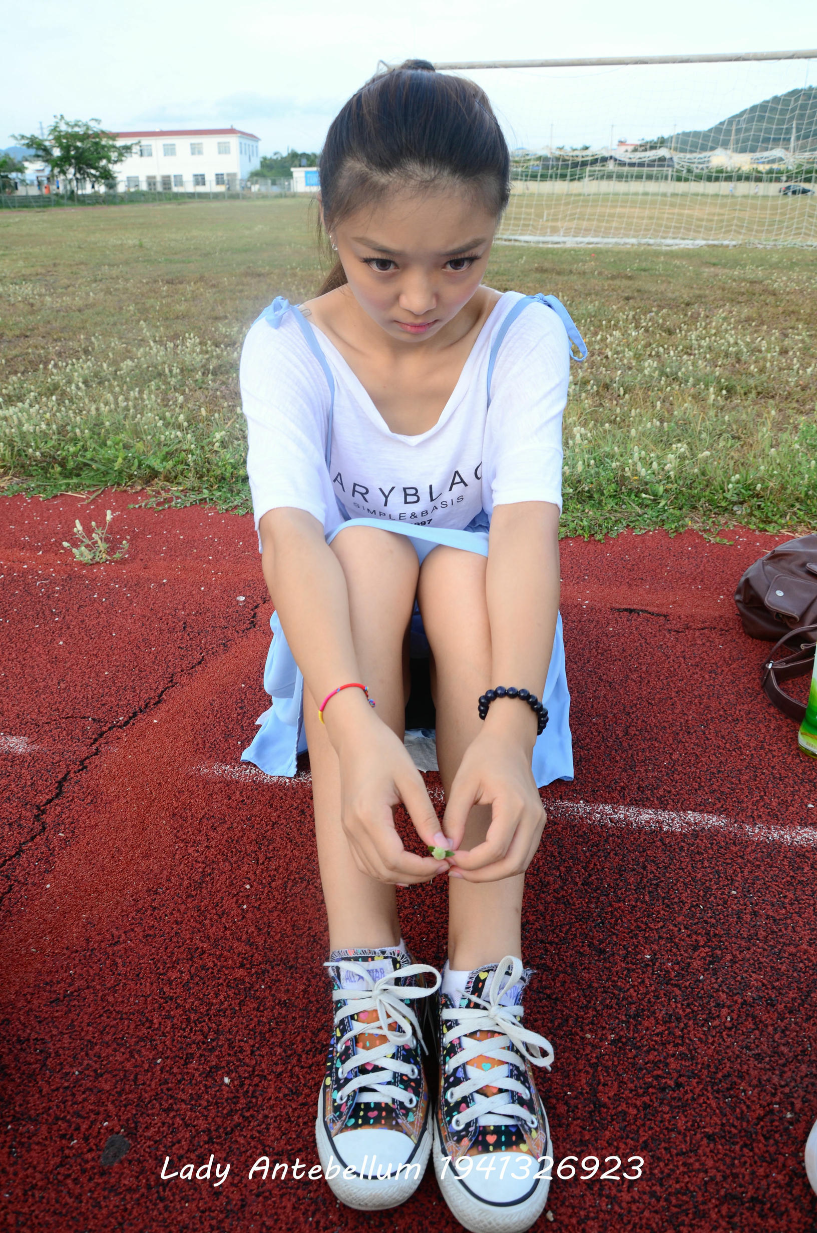 [战前女神] 恋足美腿棉袜女神级摄影套图 005 [73P-176MB]_第2集