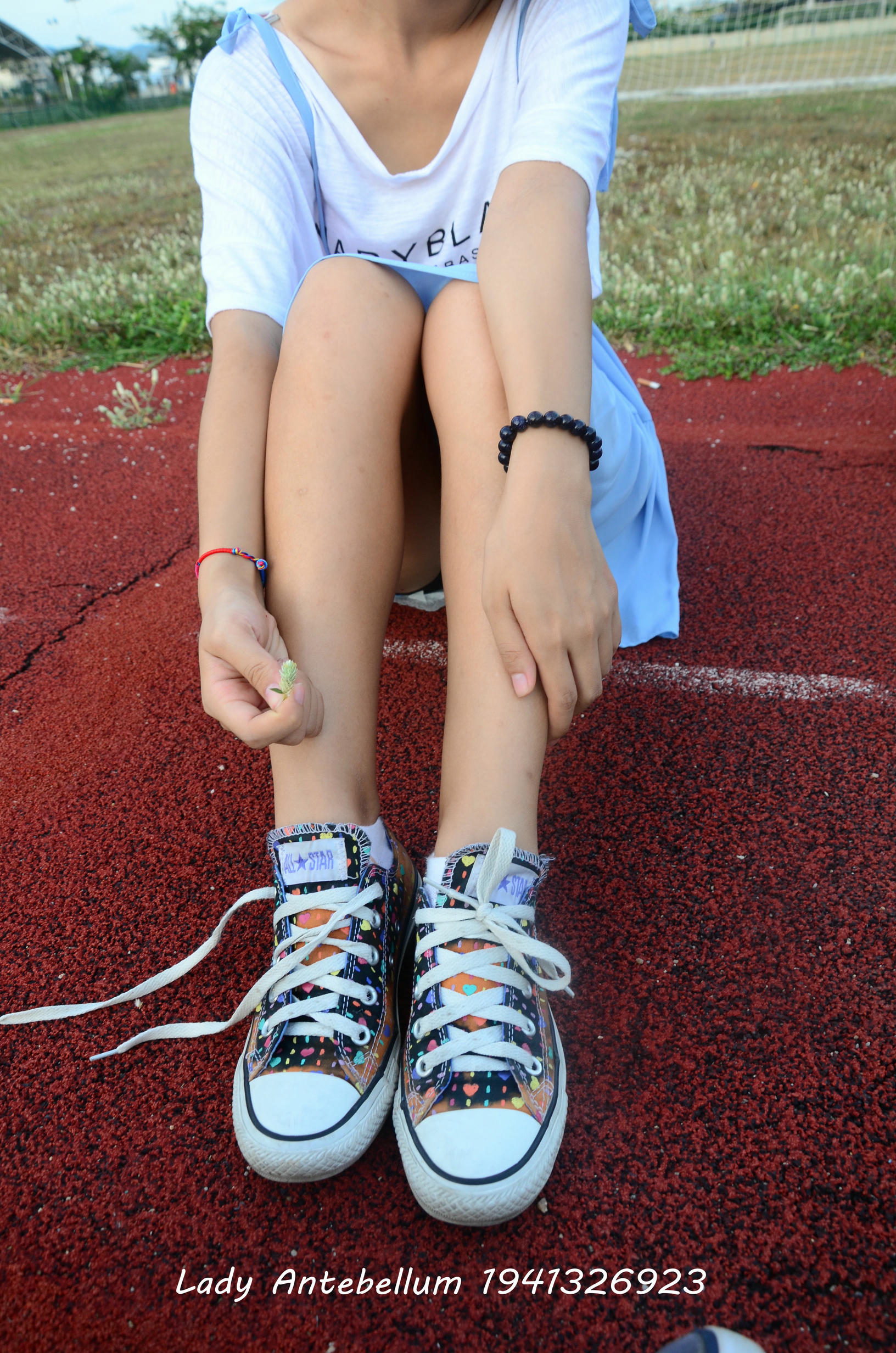 [战前女神] 恋足美腿棉袜女神级摄影套图 005 [73P-176MB]_第2集