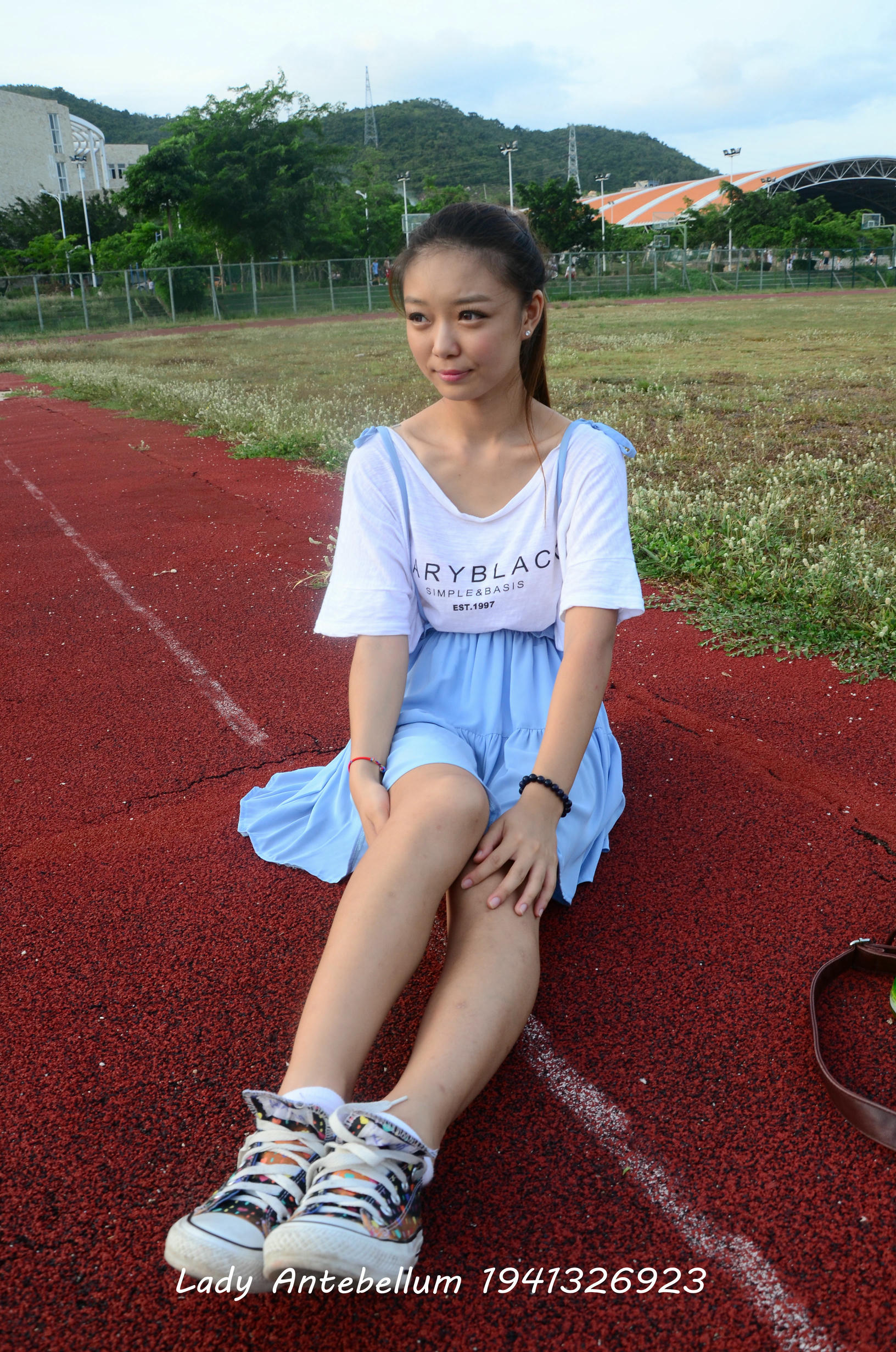 [战前女神] 恋足美腿棉袜女神级摄影套图 005 [73P-176MB]_第3集