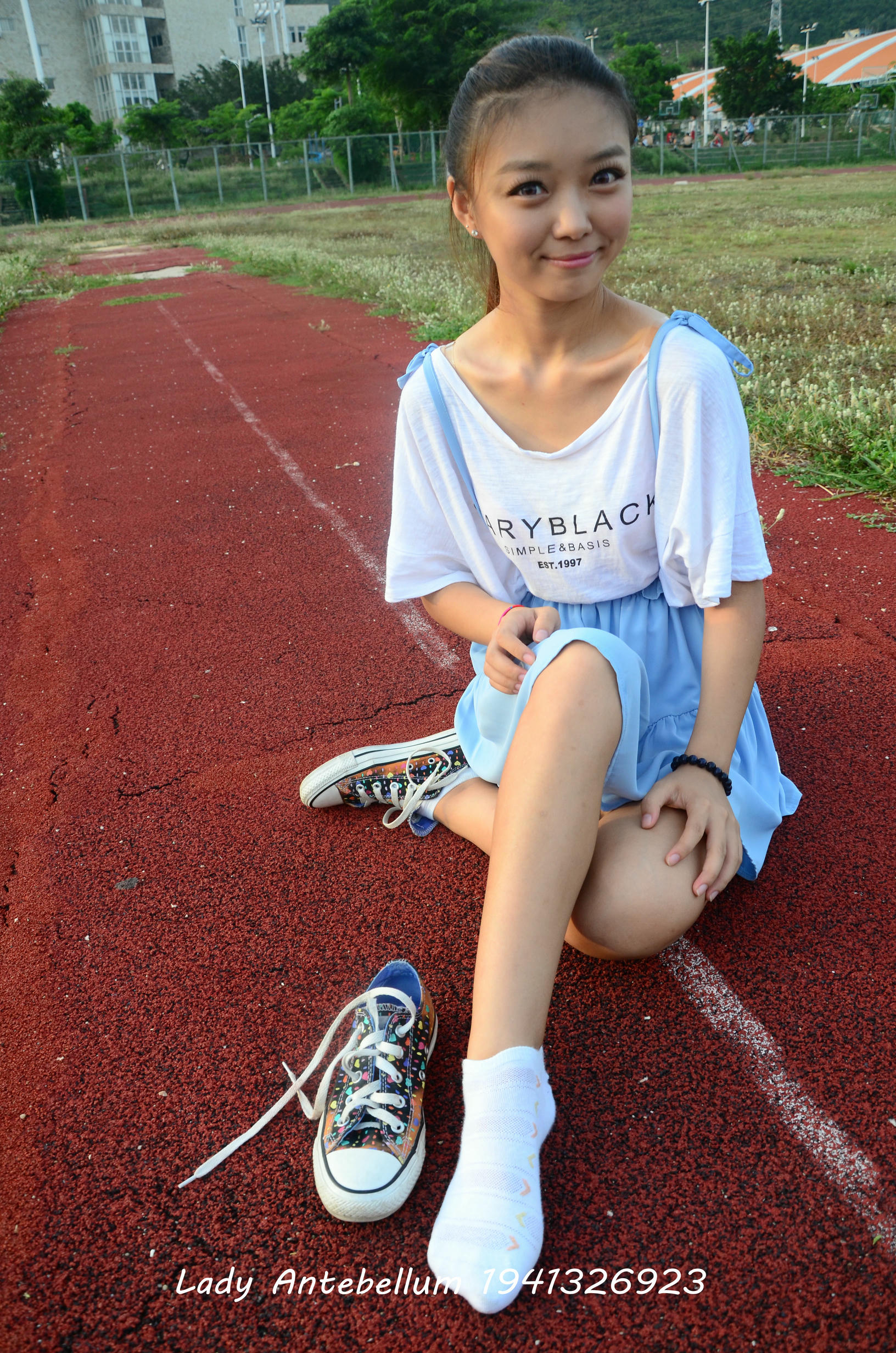 [战前女神] 恋足美腿棉袜女神级摄影套图 005 [73P-176MB]_第4集