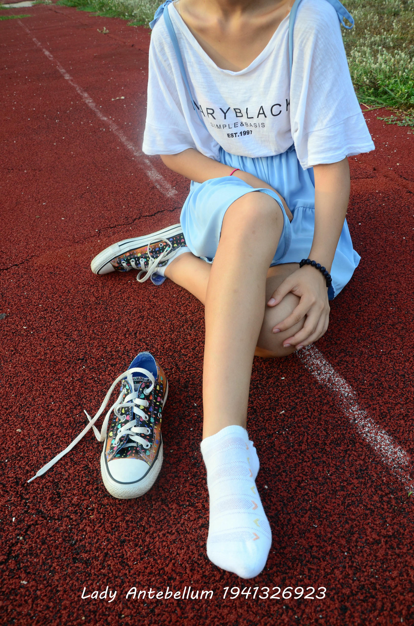 [战前女神] 恋足美腿棉袜女神级摄影套图 005 [73P-176MB]_第4集