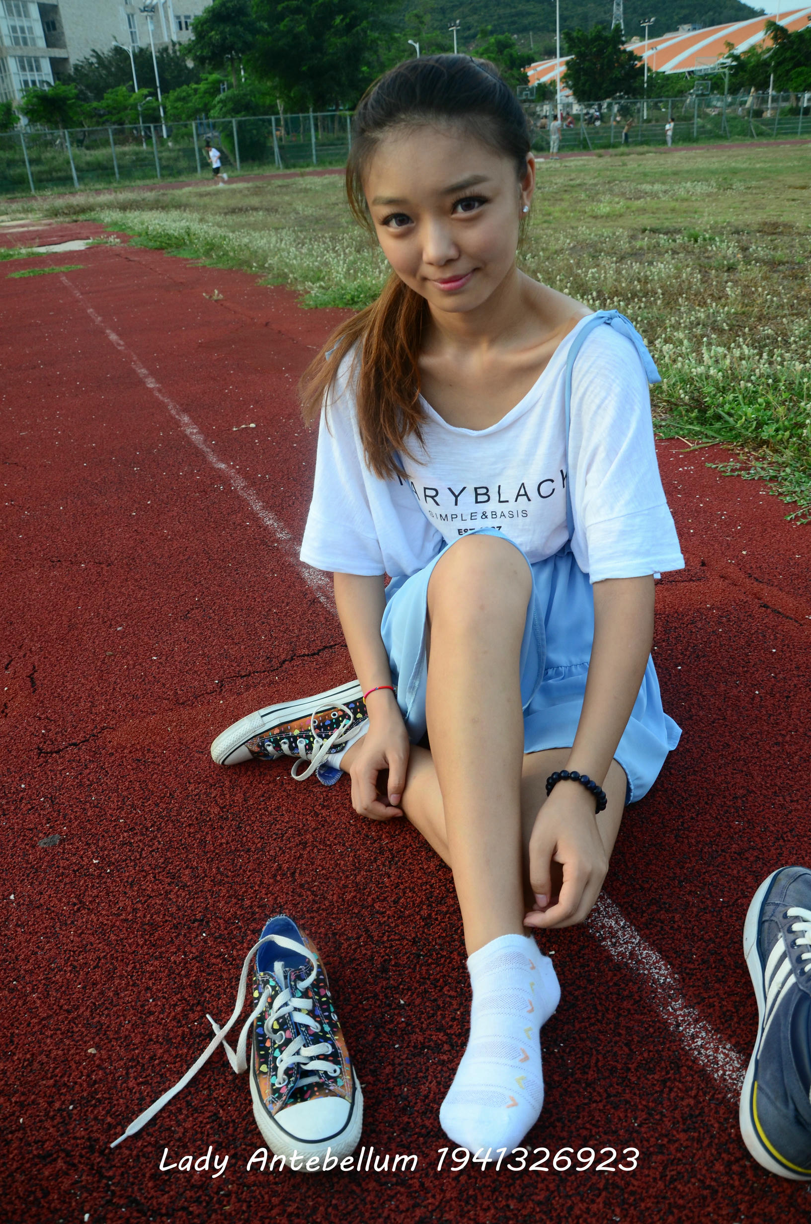 [战前女神] 恋足美腿棉袜女神级摄影套图 005 [73P-176MB]_第4集