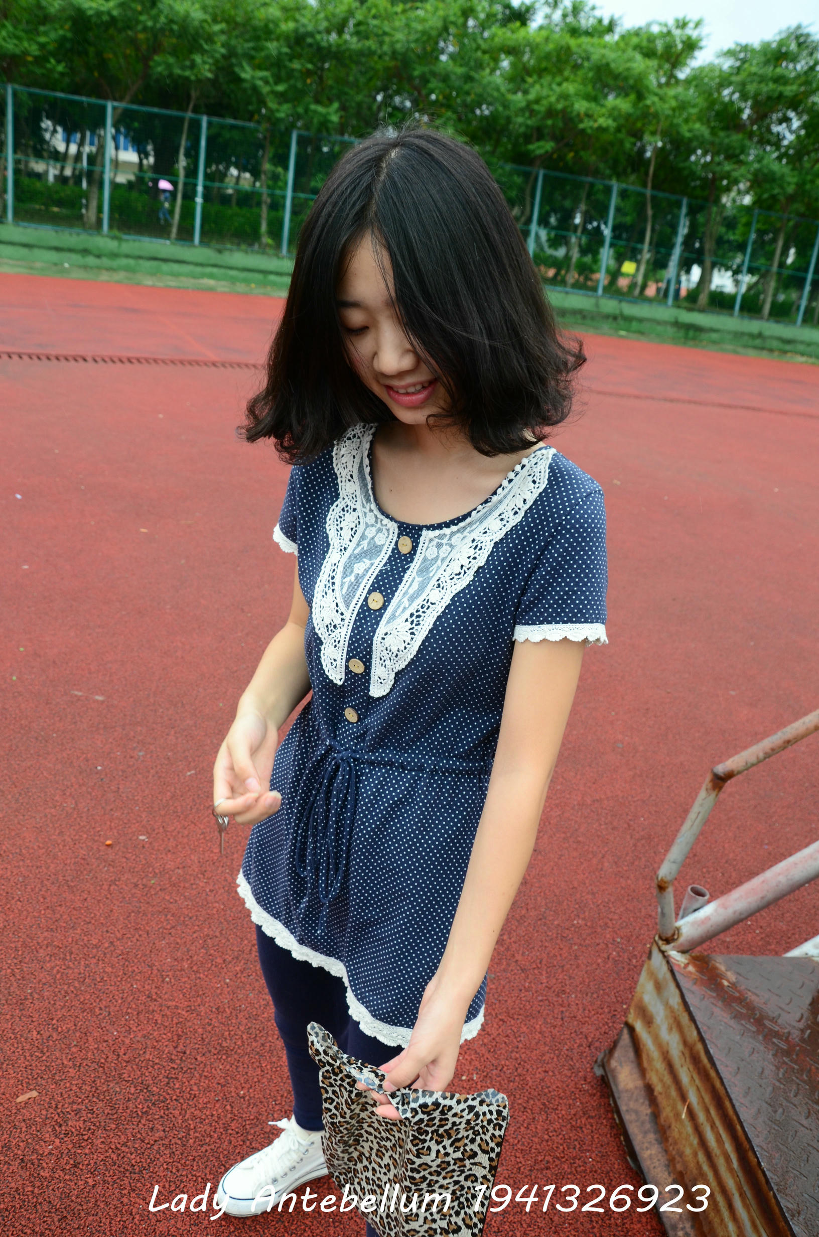 [战前女神] 恋足美腿棉袜女神级摄影套图 050 [117P-274MB]_第1集