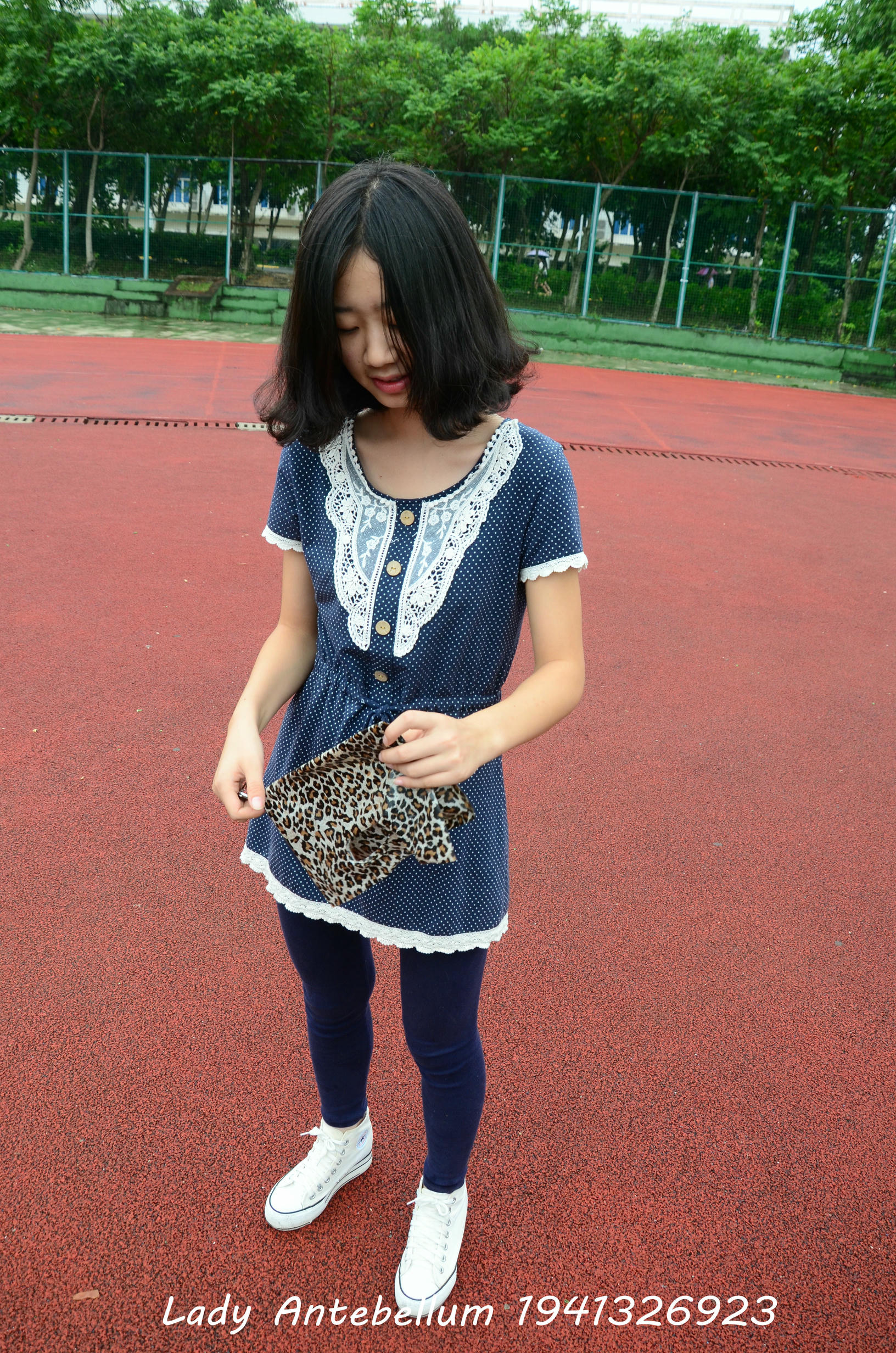 [战前女神] 恋足美腿棉袜女神级摄影套图 050 [117P-274MB]_第1集