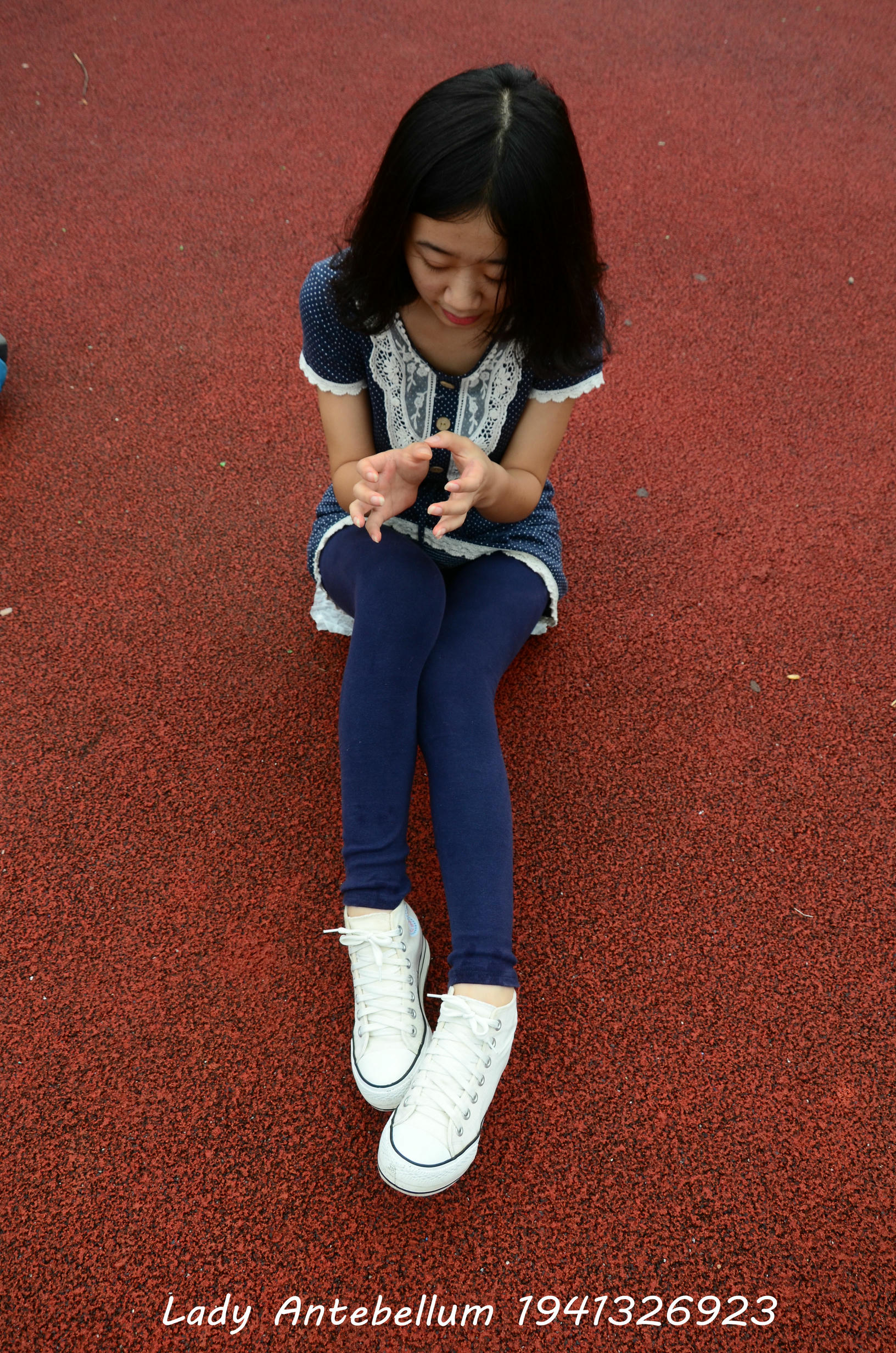 [战前女神] 恋足美腿棉袜女神级摄影套图 050 [117P-274MB]_第1集