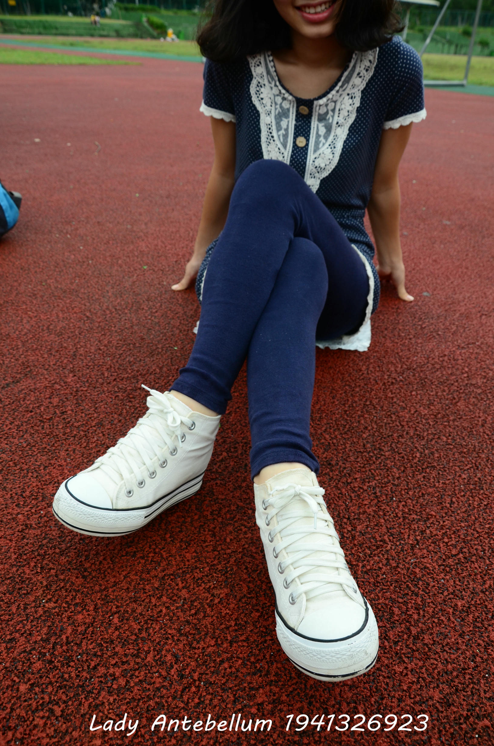 [战前女神] 恋足美腿棉袜女神级摄影套图 050 [117P-274MB]_第2集