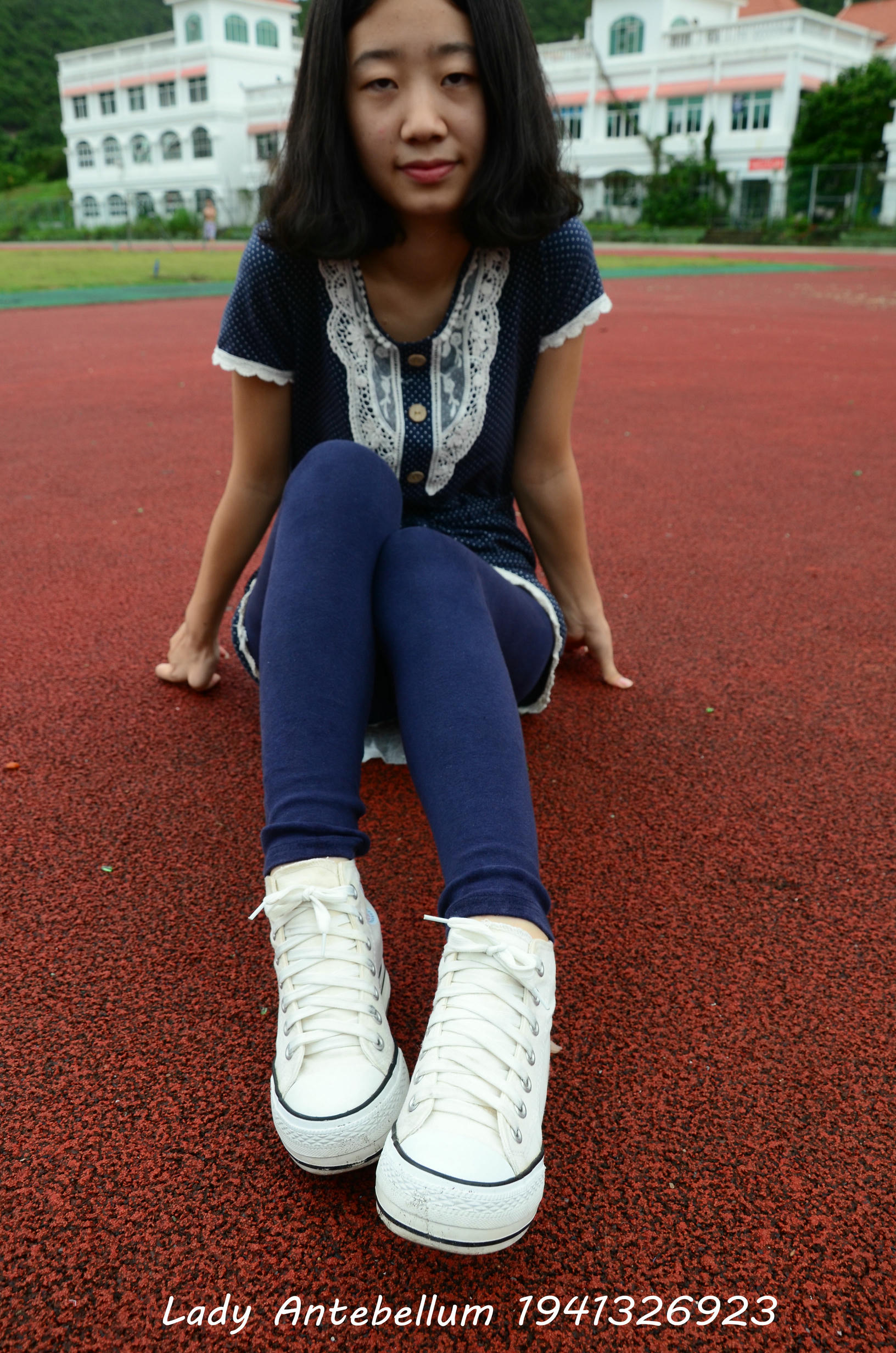 [战前女神] 恋足美腿棉袜女神级摄影套图 050 [117P-274MB]_第2集