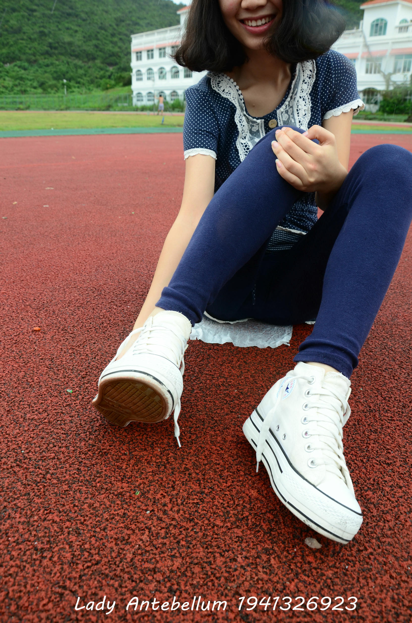 [战前女神] 恋足美腿棉袜女神级摄影套图 050 [117P-274MB]_第2集