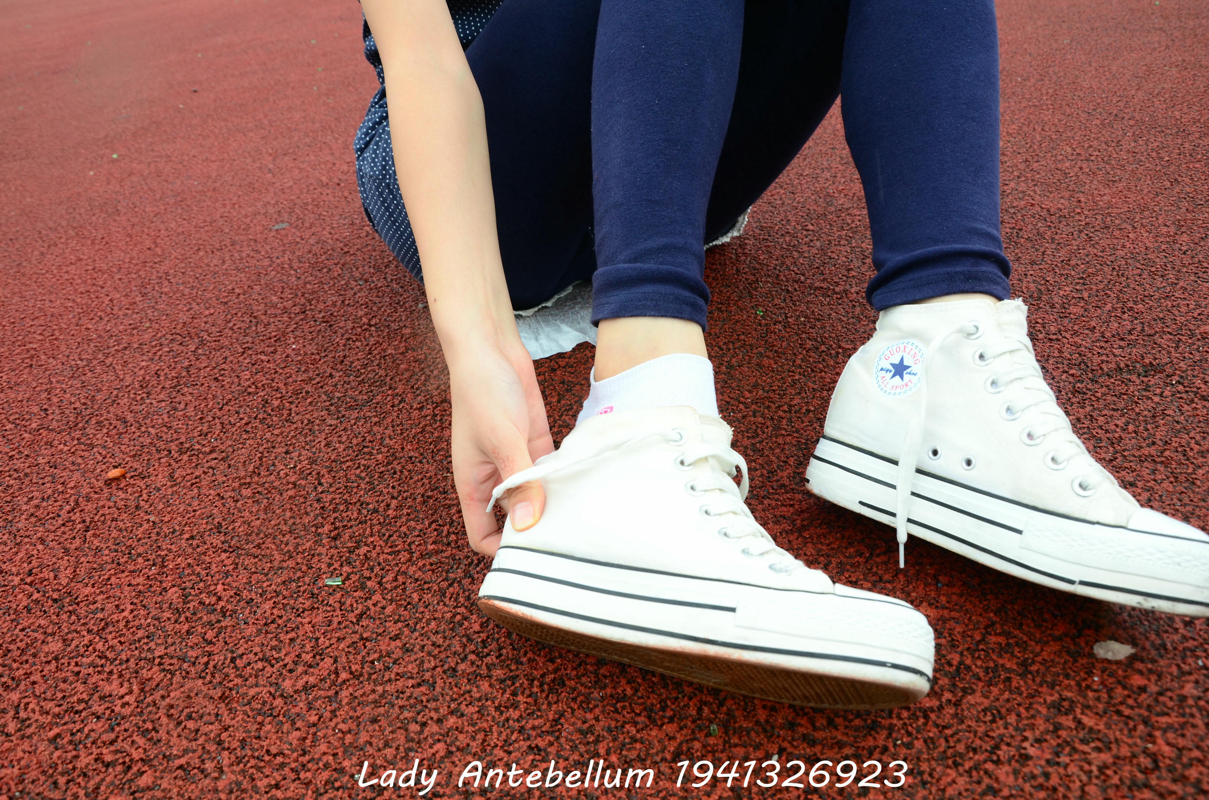 [战前女神] 恋足美腿棉袜女神级摄影套图 050 [117P-274MB]_第3集