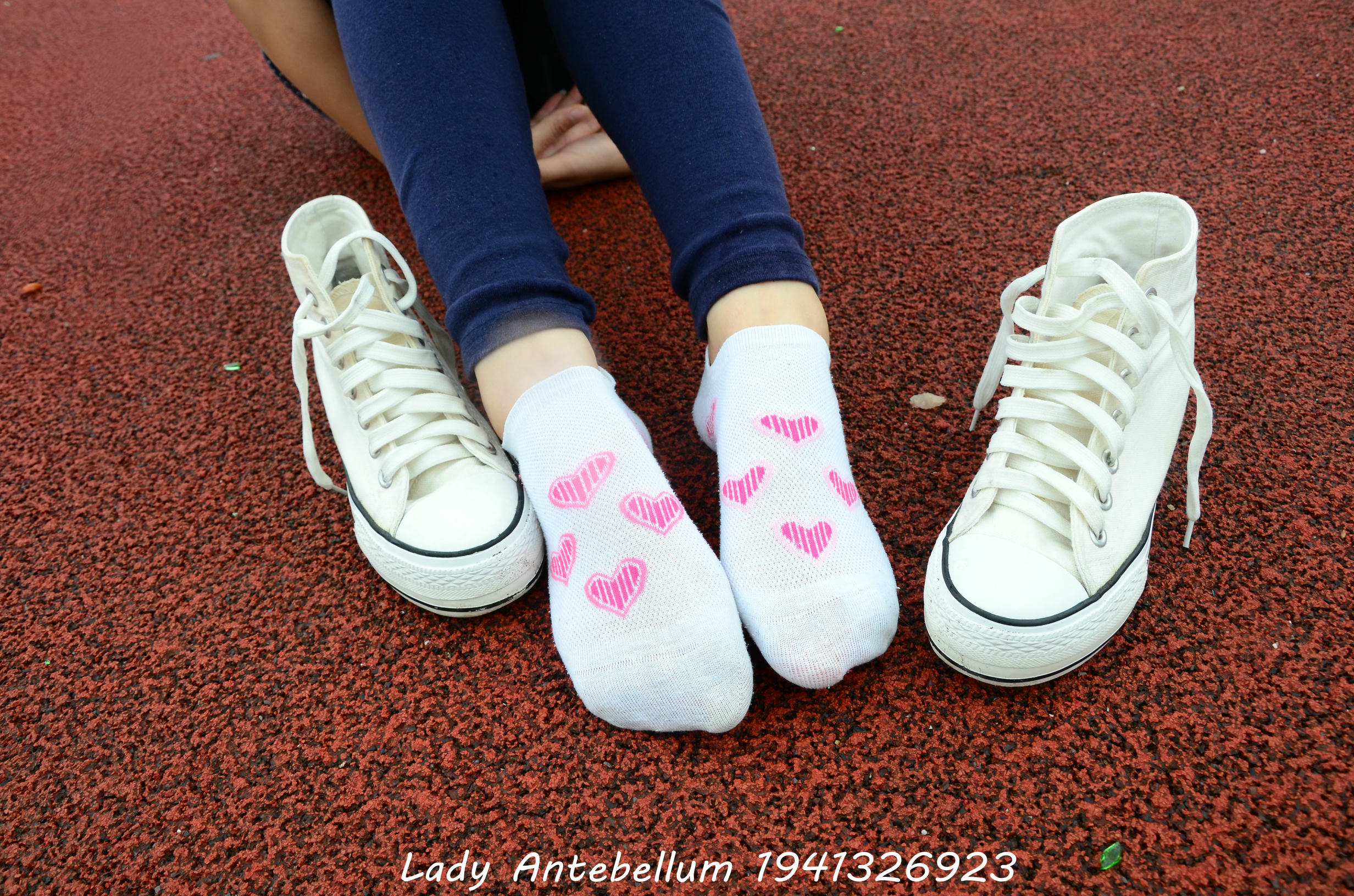 [战前女神] 恋足美腿棉袜女神级摄影套图 050 [117P-274MB]_第3集