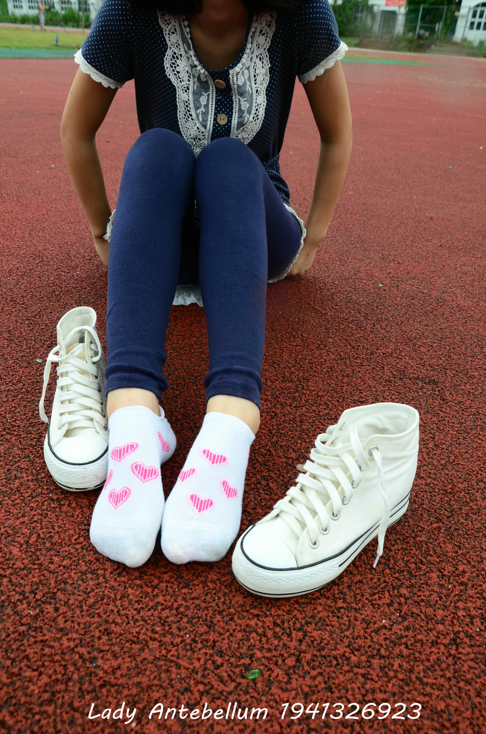 [战前女神] 恋足美腿棉袜女神级摄影套图 050 [117P-274MB]_第3集