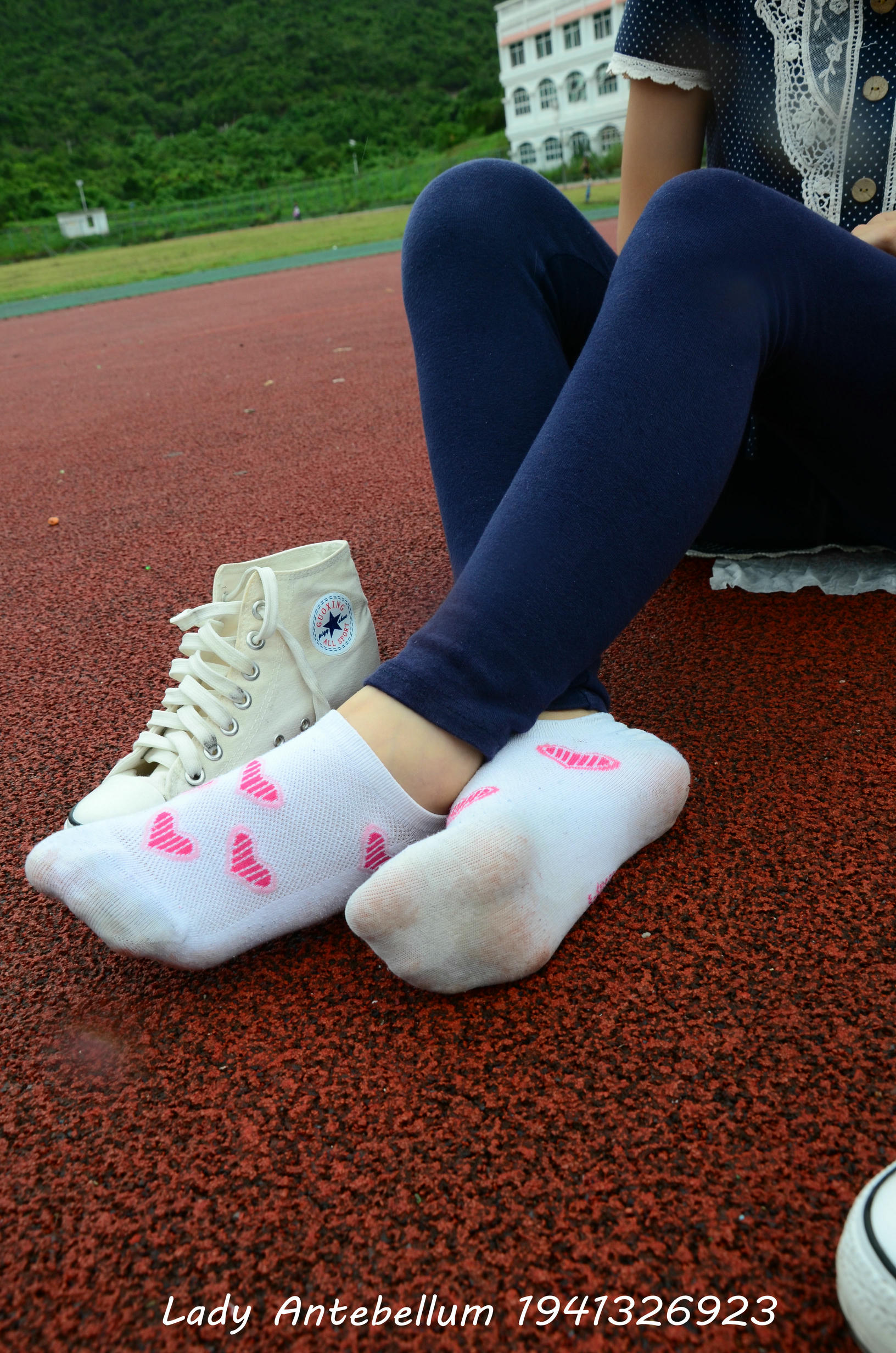 [战前女神] 恋足美腿棉袜女神级摄影套图 050 [117P-274MB]_第3集