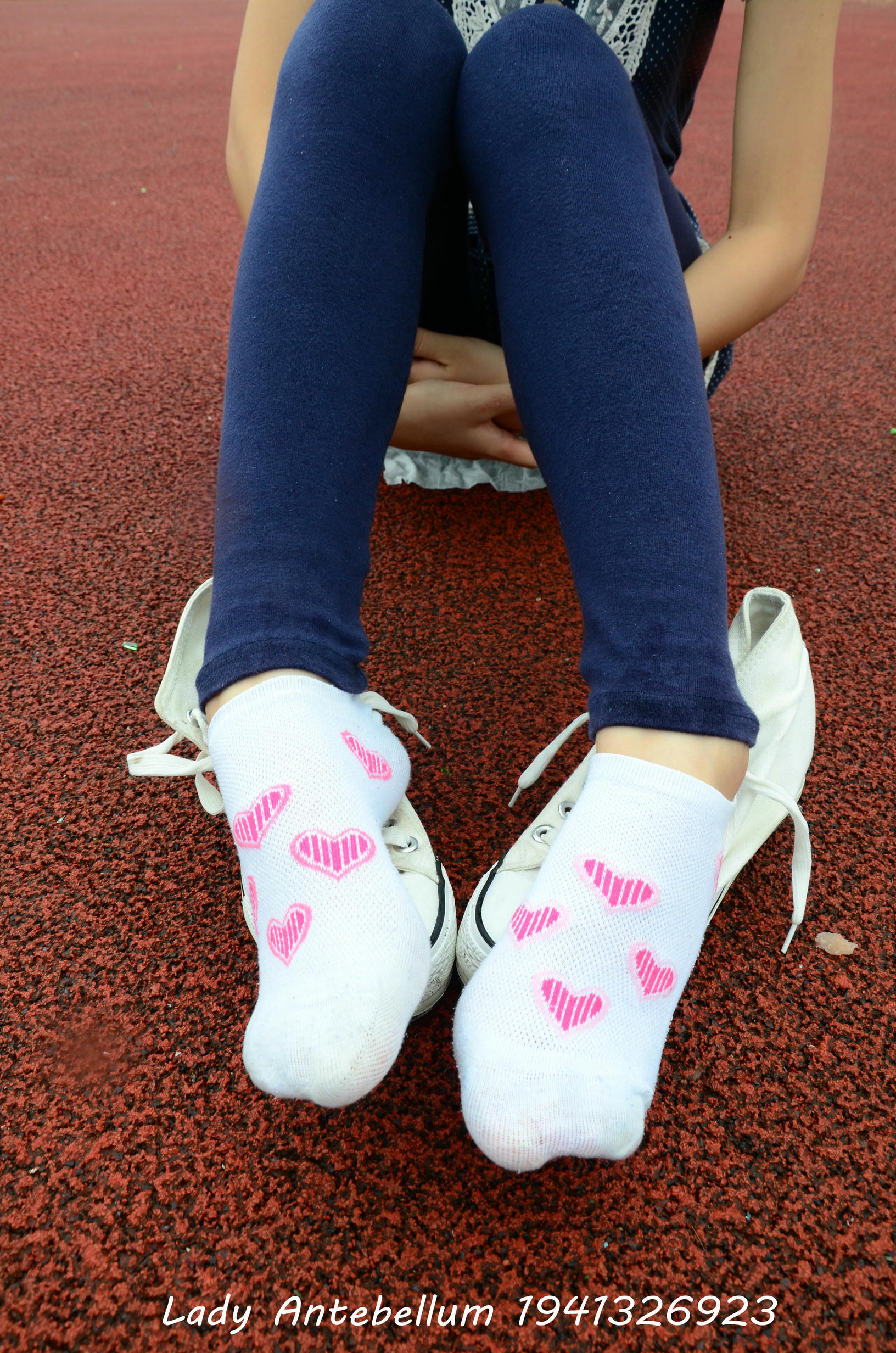 [战前女神] 恋足美腿棉袜女神级摄影套图 050 [117P-274MB]_第4集