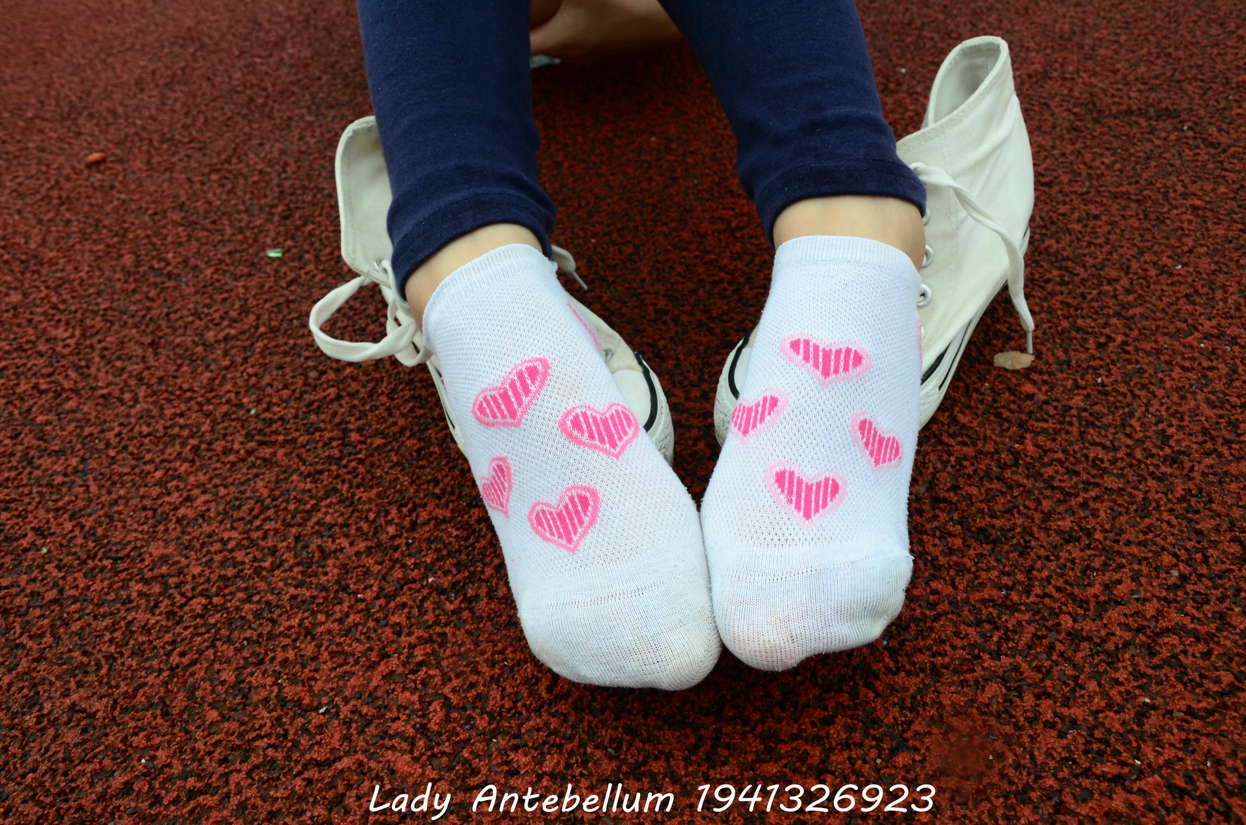 [战前女神] 恋足美腿棉袜女神级摄影套图 050 [117P-274MB]_第4集