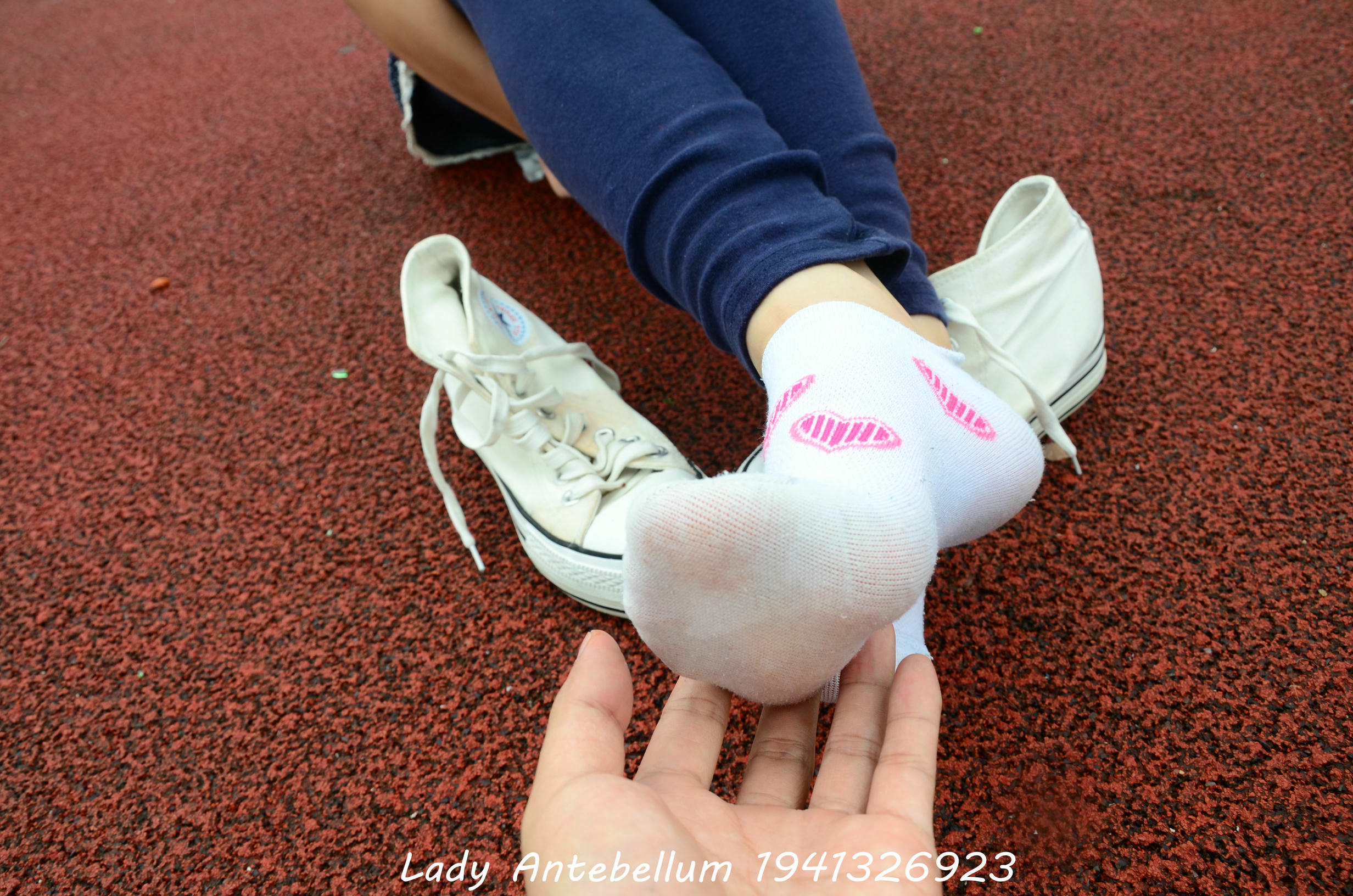 [战前女神] 恋足美腿棉袜女神级摄影套图 050 [117P-274MB]_第4集