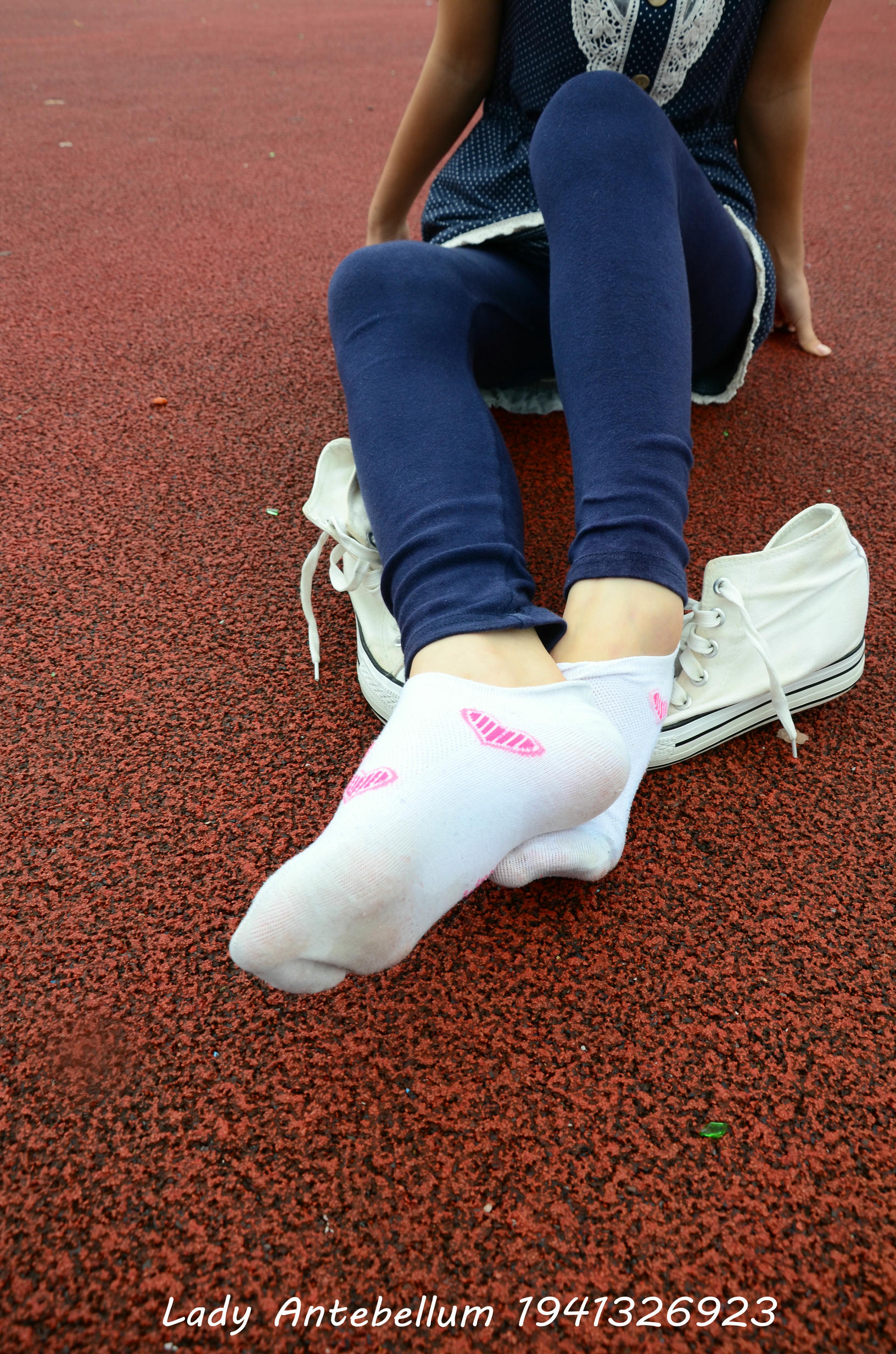 [战前女神] 恋足美腿棉袜女神级摄影套图 050 [117P-274MB]_第4集