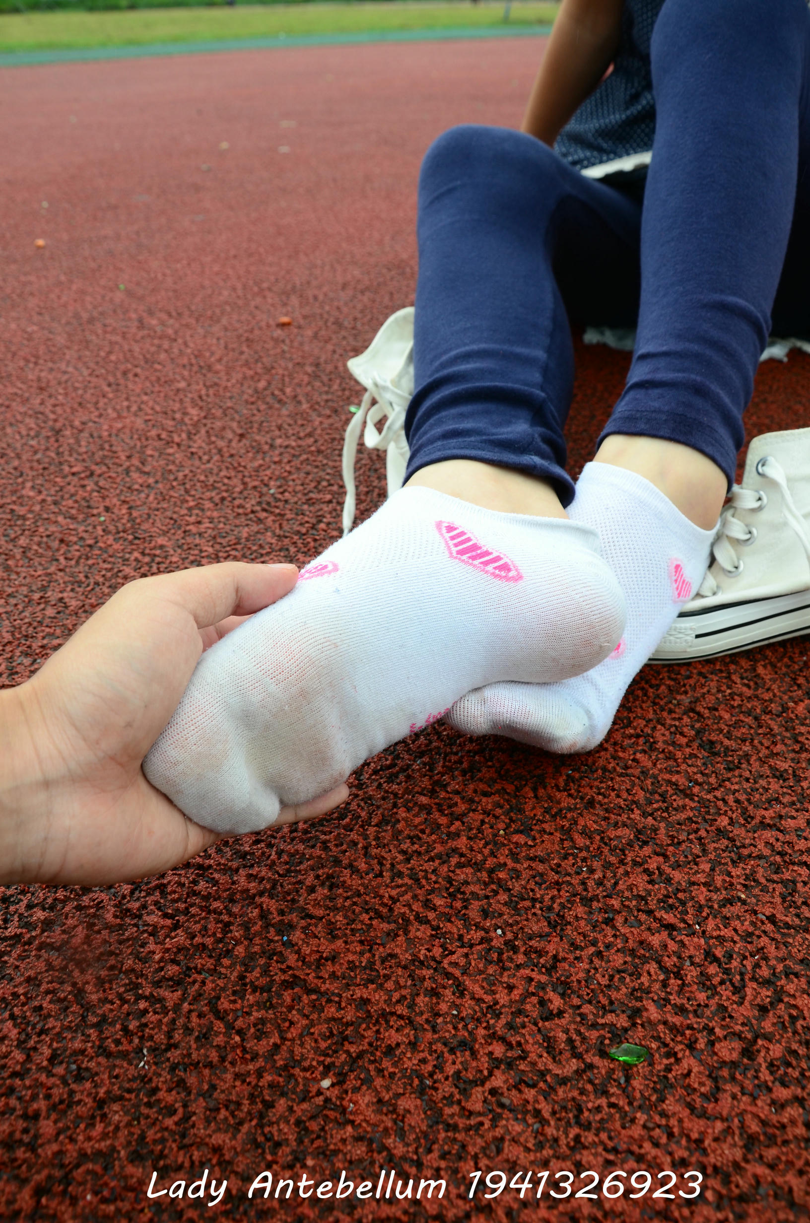 [战前女神] 恋足美腿棉袜女神级摄影套图 050 [117P-274MB]_第4集