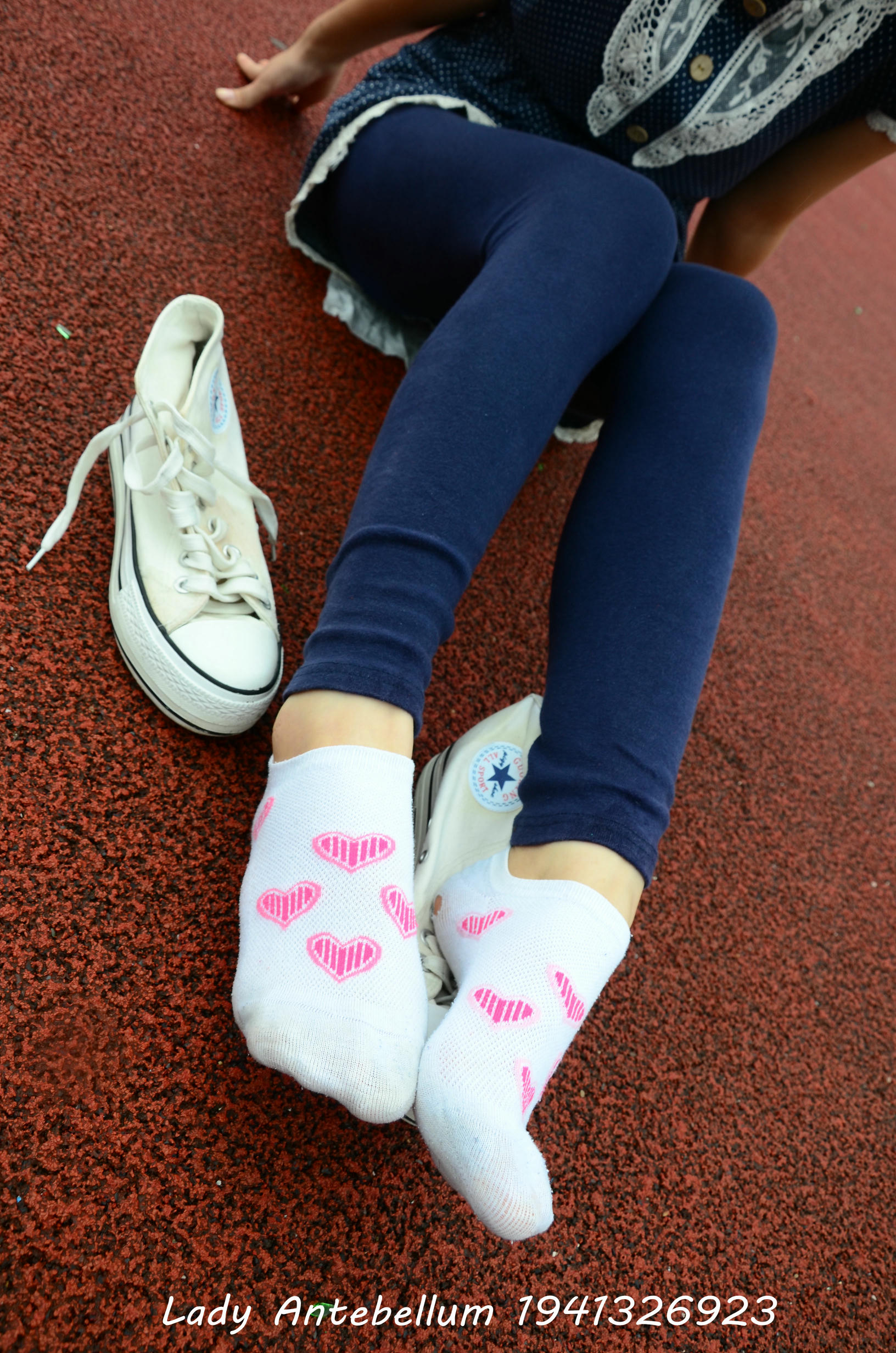 [战前女神] 恋足美腿棉袜女神级摄影套图 050 [117P-274MB]_第5集