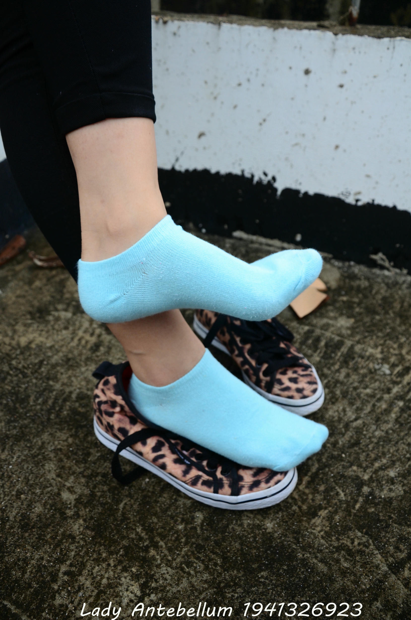 [战前女神] 恋足美腿棉袜女神级摄影套图 051 [155P-255MB]_第6集