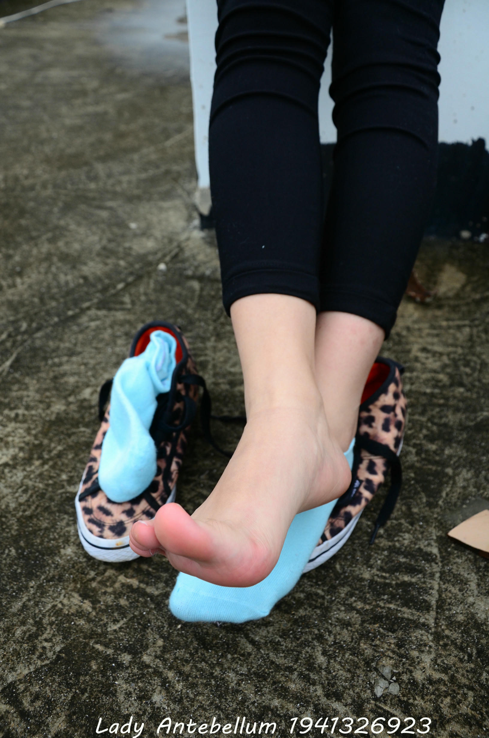 [战前女神] 恋足美腿棉袜女神级摄影套图 051 [155P-255MB]_第6集