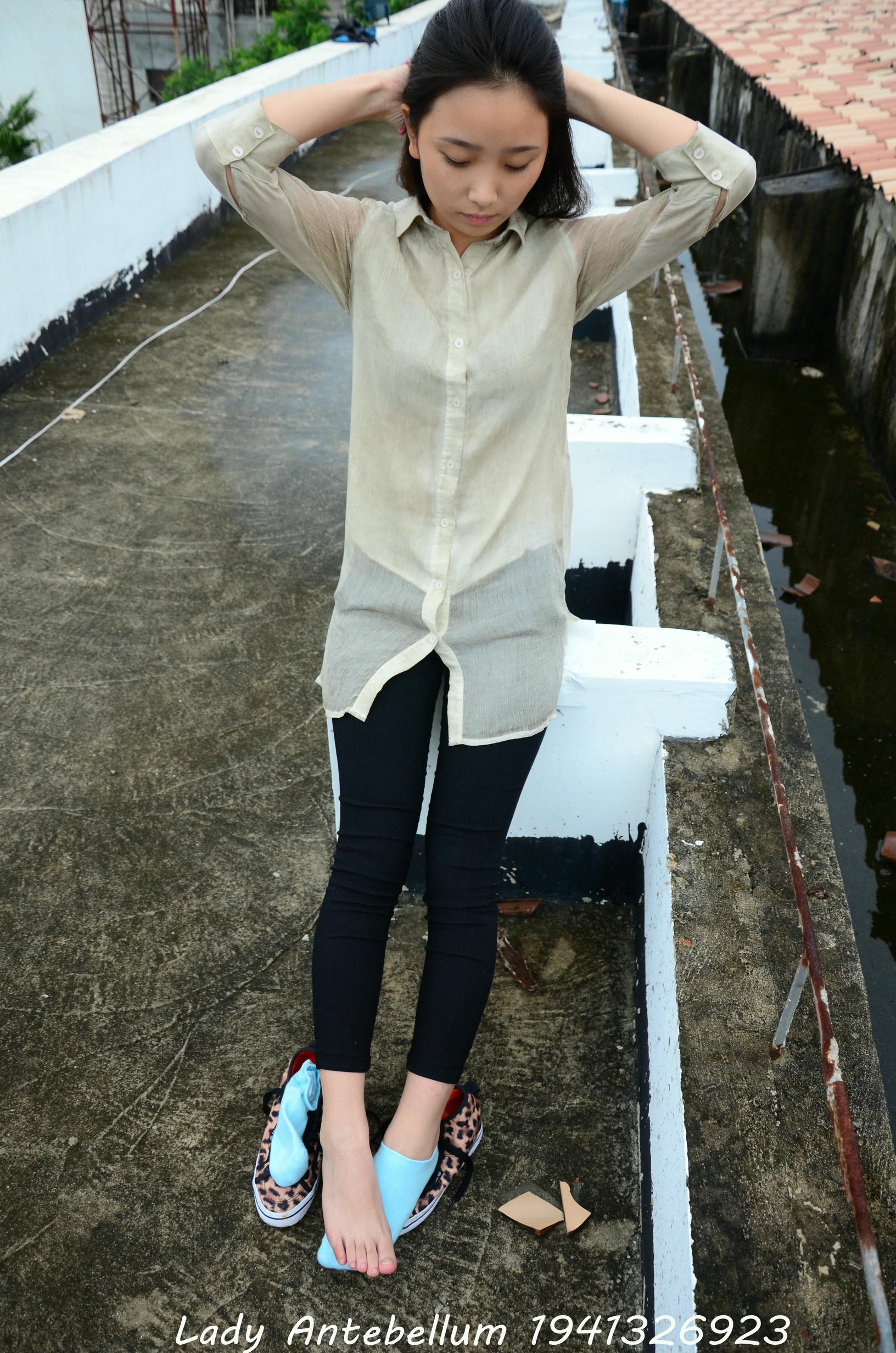 [战前女神] 恋足美腿棉袜女神级摄影套图 051 [155P-255MB]_第6集