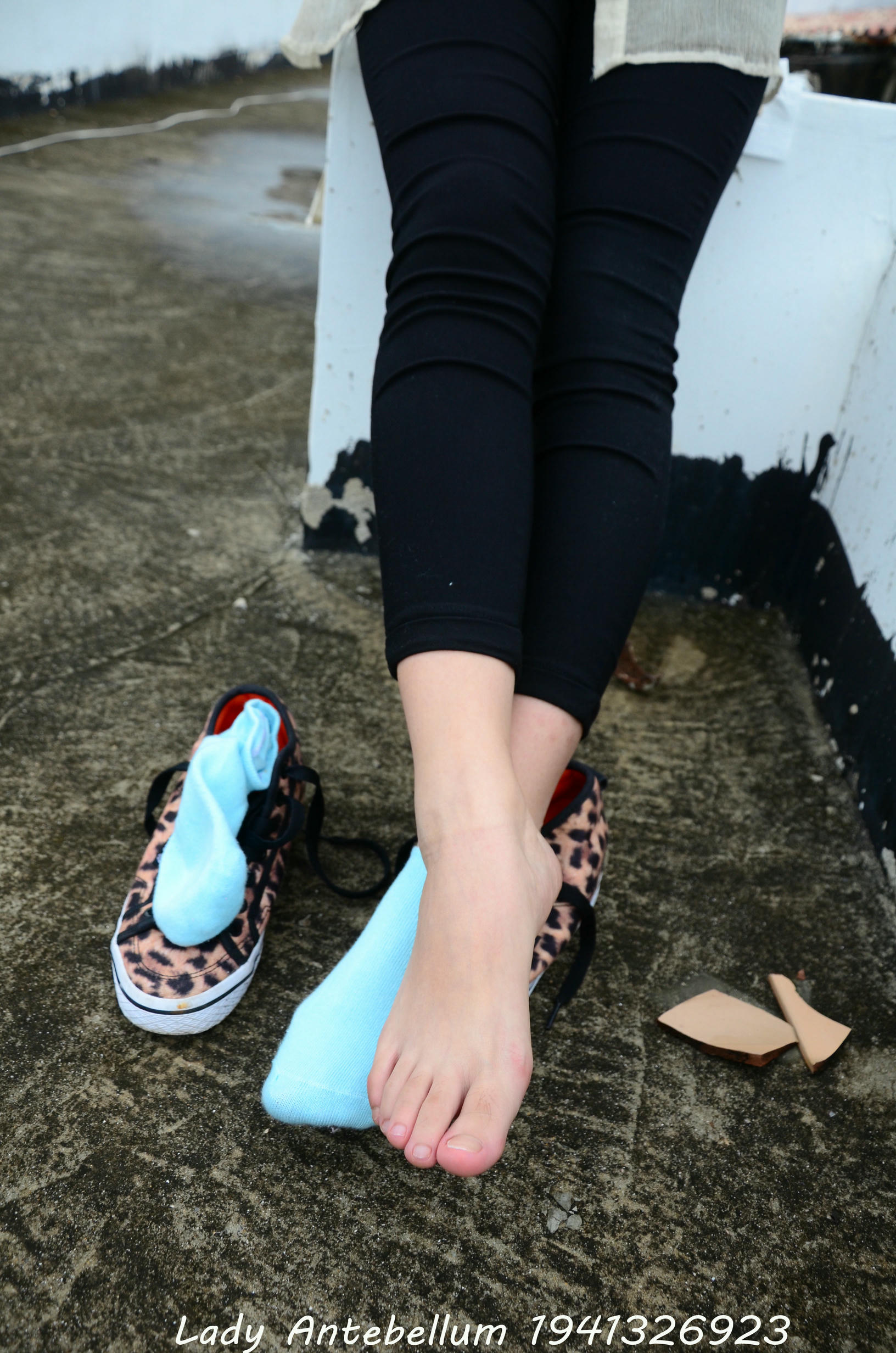 [战前女神] 恋足美腿棉袜女神级摄影套图 051 [155P-255MB]_第6集