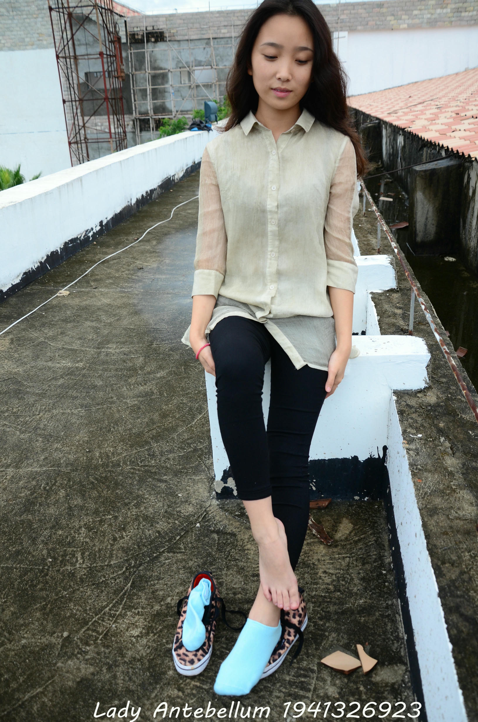 [战前女神] 恋足美腿棉袜女神级摄影套图 051 [155P-255MB]_第7集