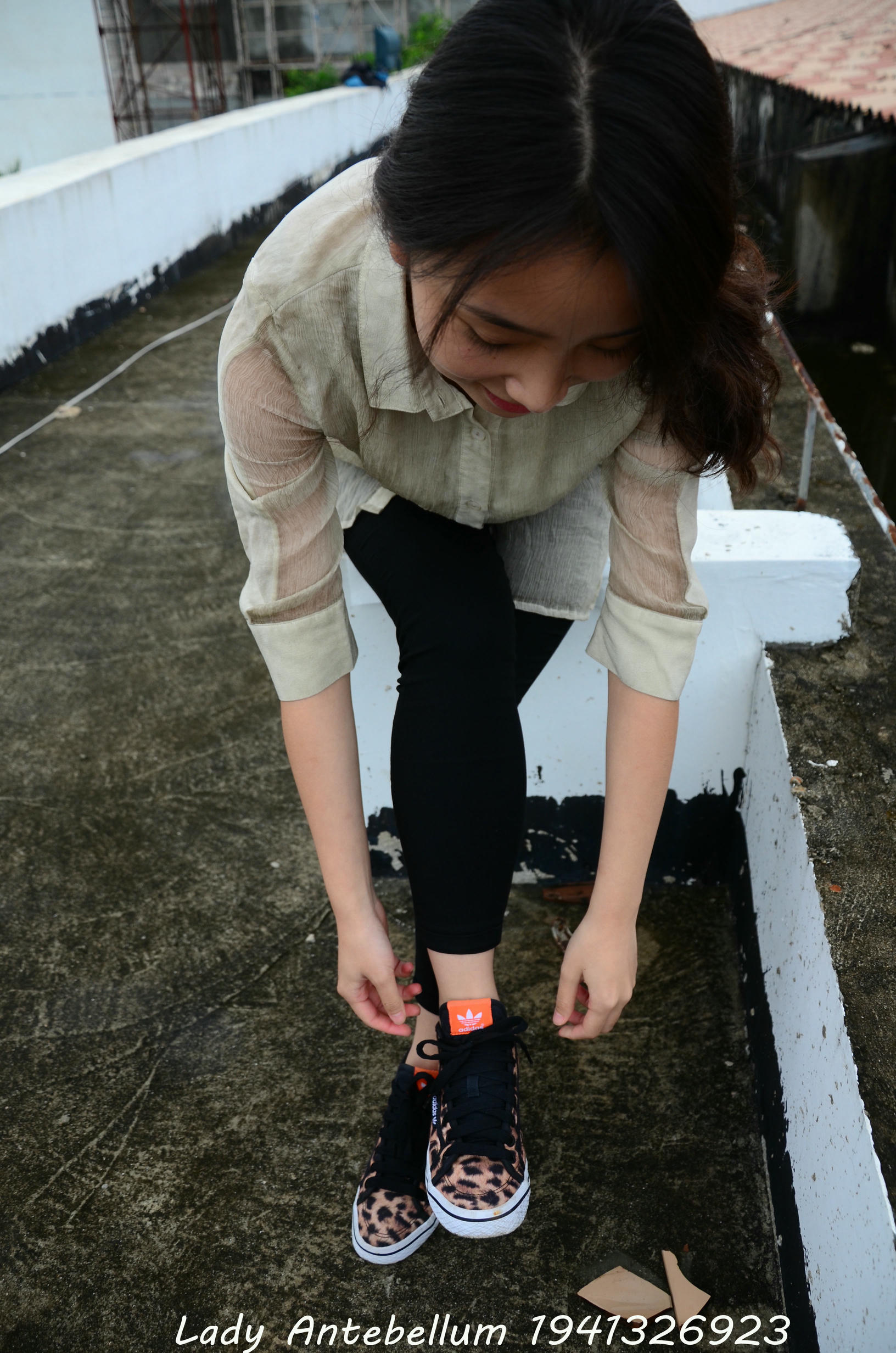 [战前女神] 恋足美腿棉袜女神级摄影套图 051 [155P-255MB]_第1集