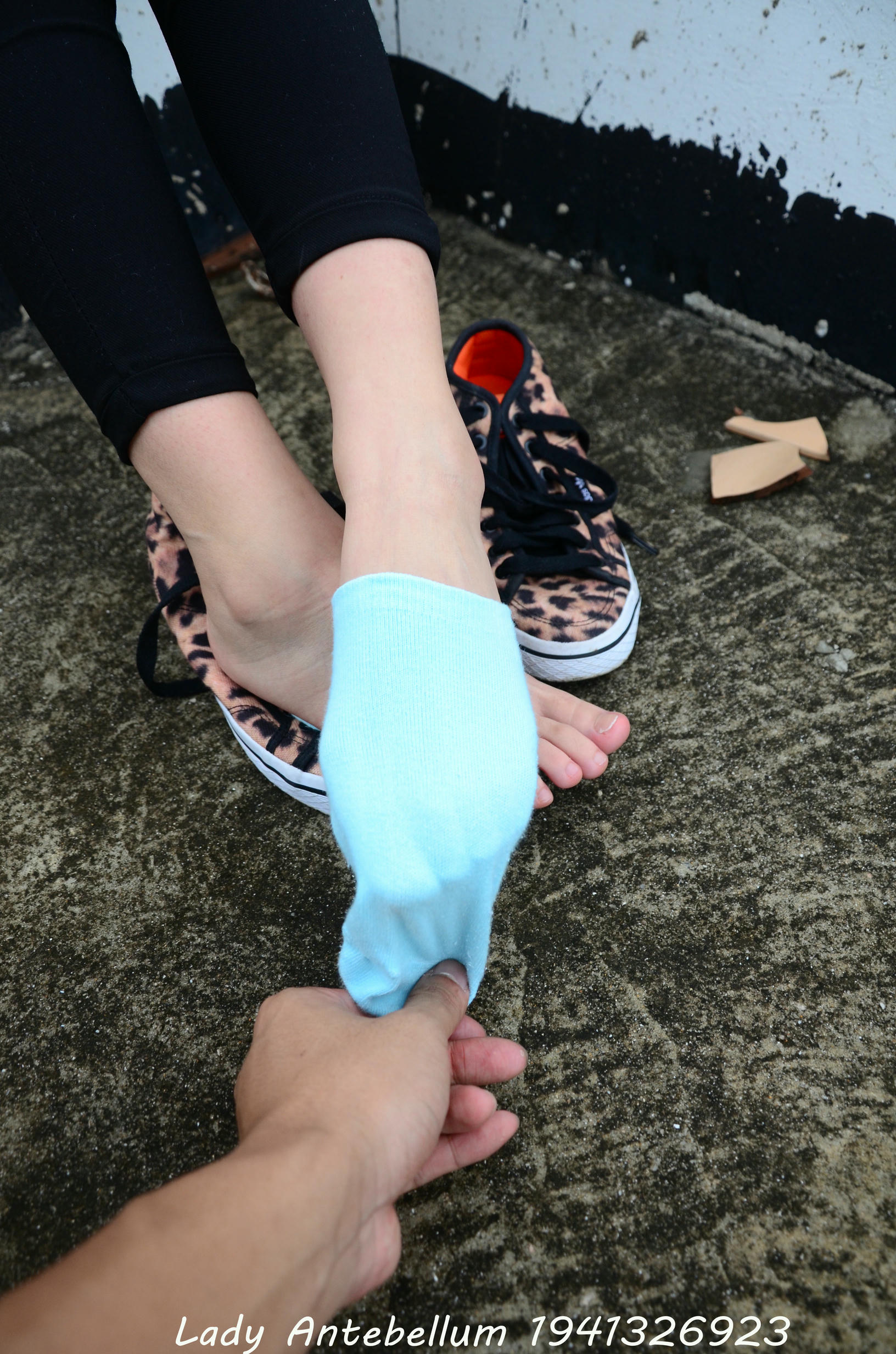 [战前女神] 恋足美腿棉袜女神级摄影套图 051 [155P-255MB]_第7集