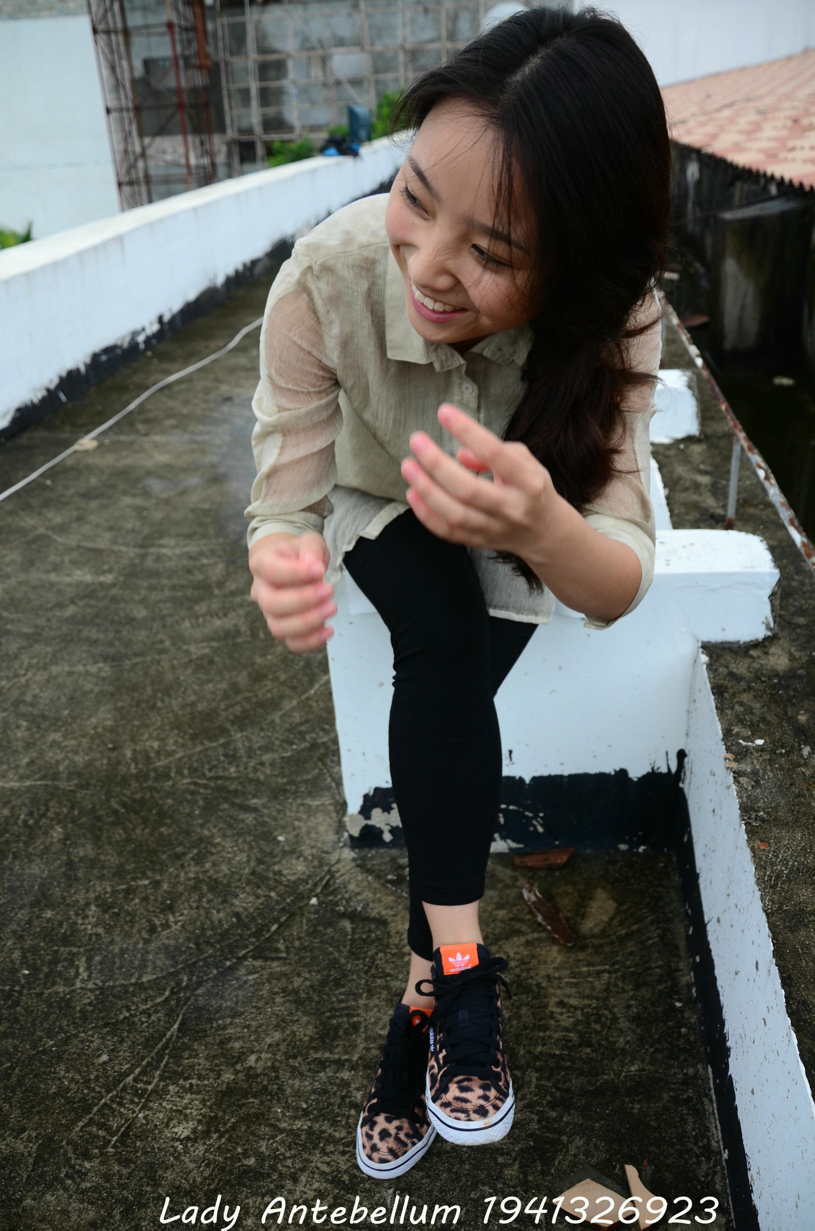 [战前女神] 恋足美腿棉袜女神级摄影套图 051 [155P-255MB]_第1集