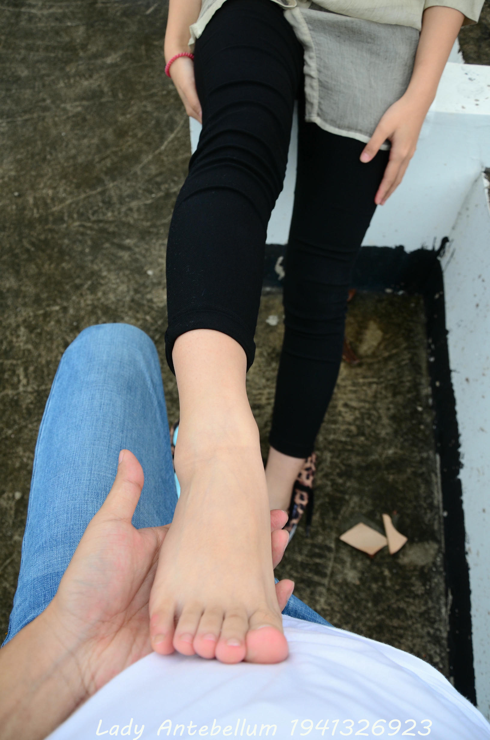 [战前女神] 恋足美腿棉袜女神级摄影套图 051 [155P-255MB]_第8集