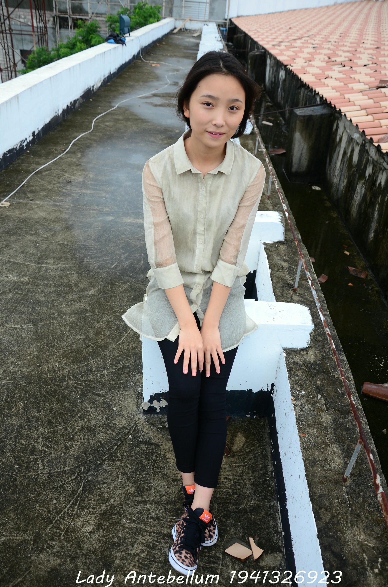 [战前女神] 恋足美腿棉袜女神级摄影套图 051 [155P-255MB]_第2集