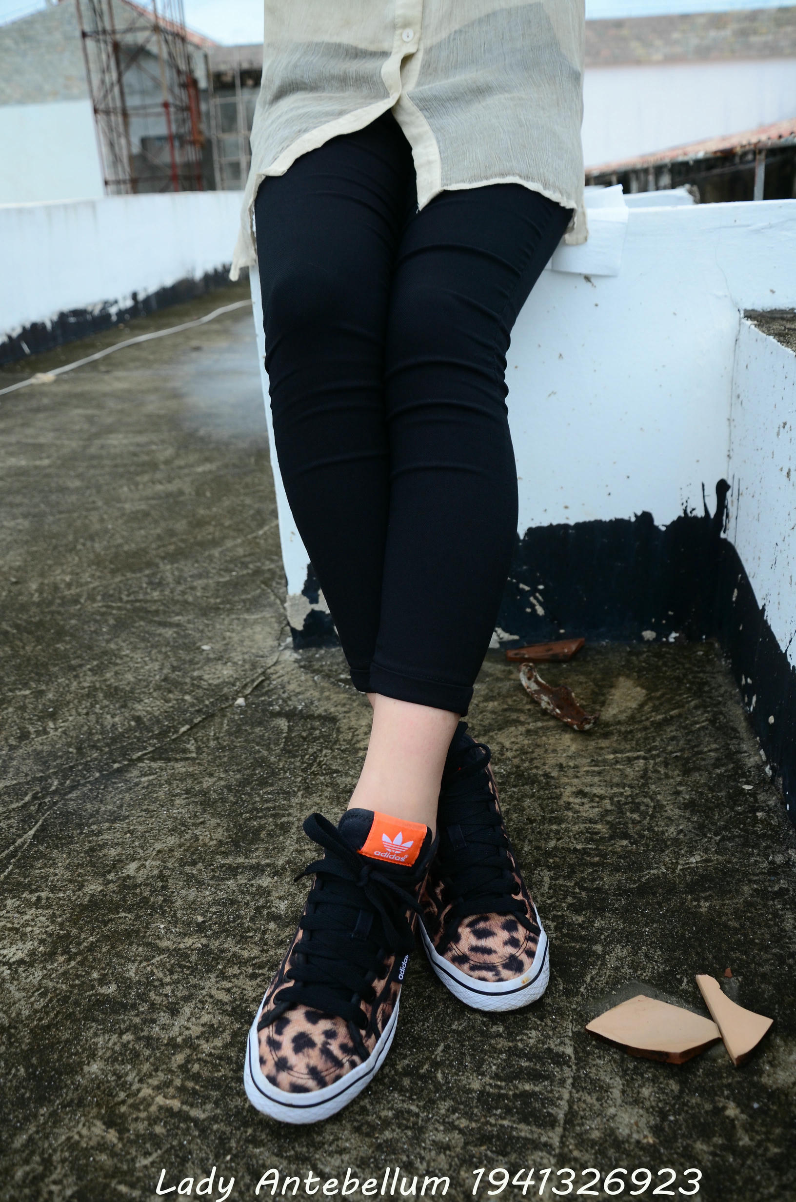 [战前女神] 恋足美腿棉袜女神级摄影套图 051 [155P-255MB]_第2集