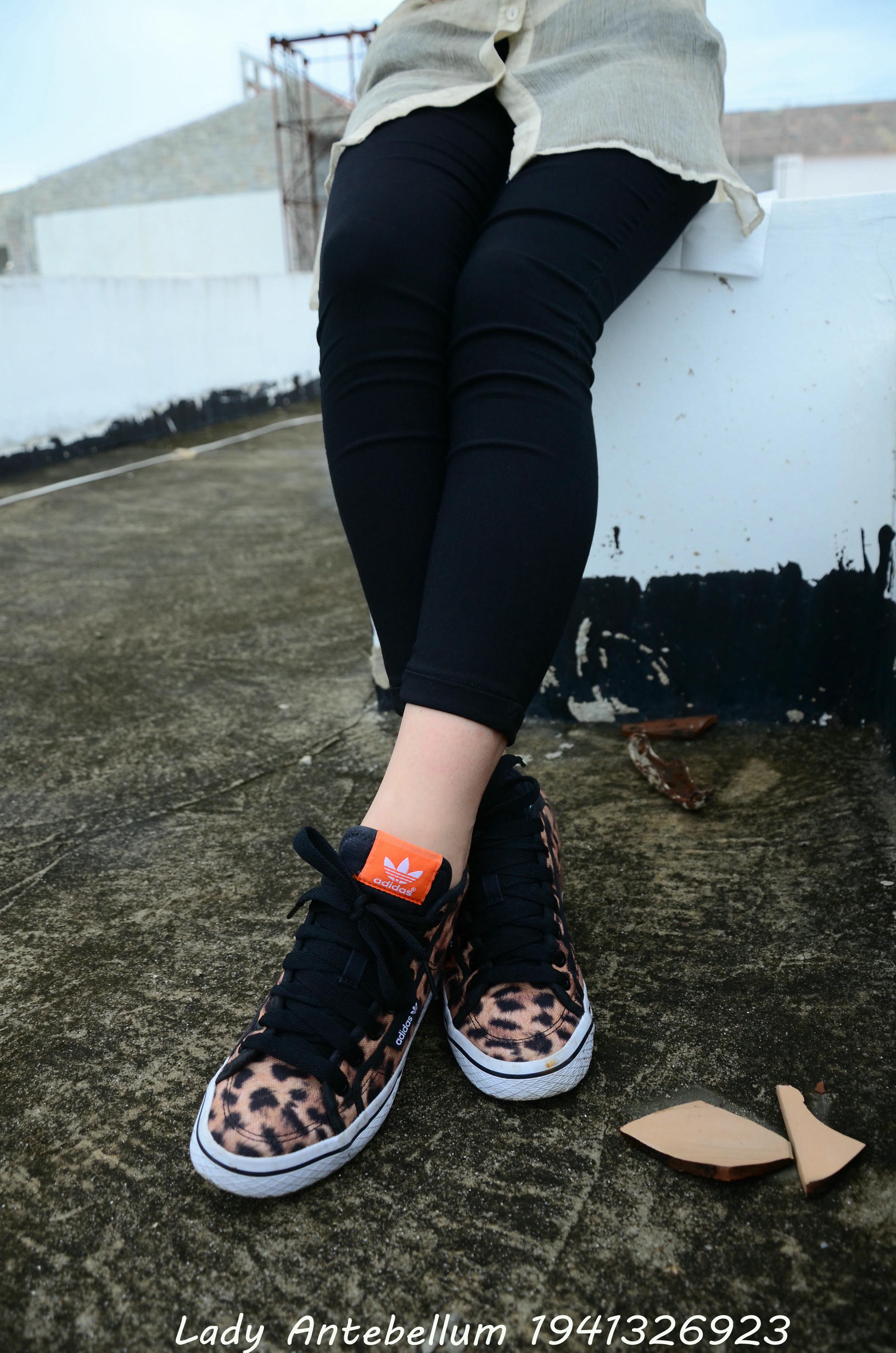 [战前女神] 恋足美腿棉袜女神级摄影套图 051 [155P-255MB]_第2集