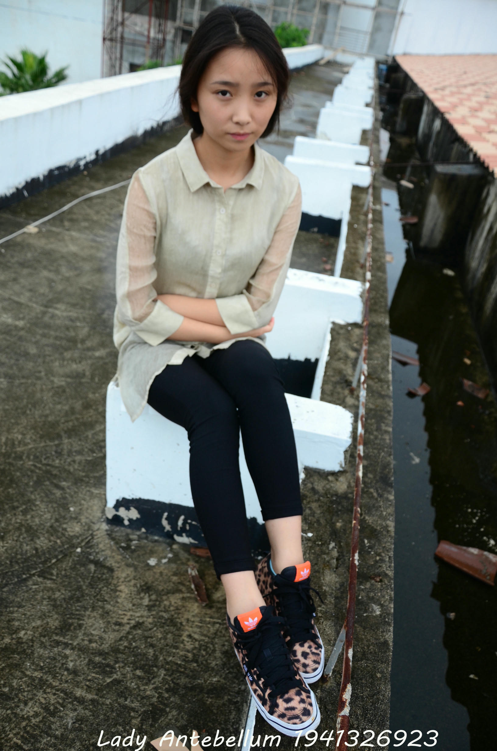 [战前女神] 恋足美腿棉袜女神级摄影套图 051 [155P-255MB]_第2集