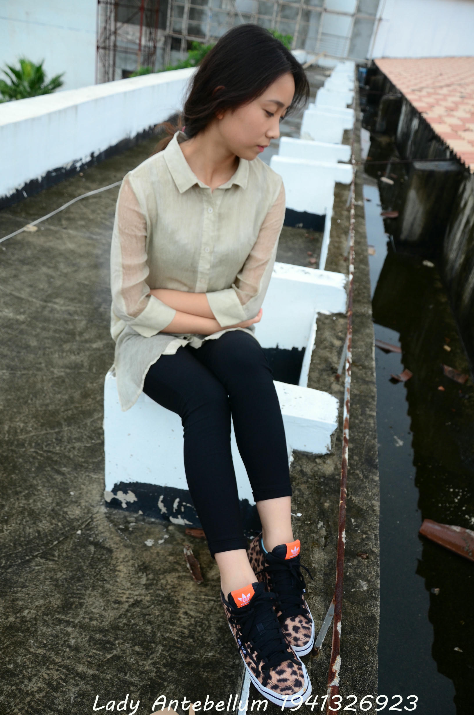 [战前女神] 恋足美腿棉袜女神级摄影套图 051 [155P-255MB]_第2集