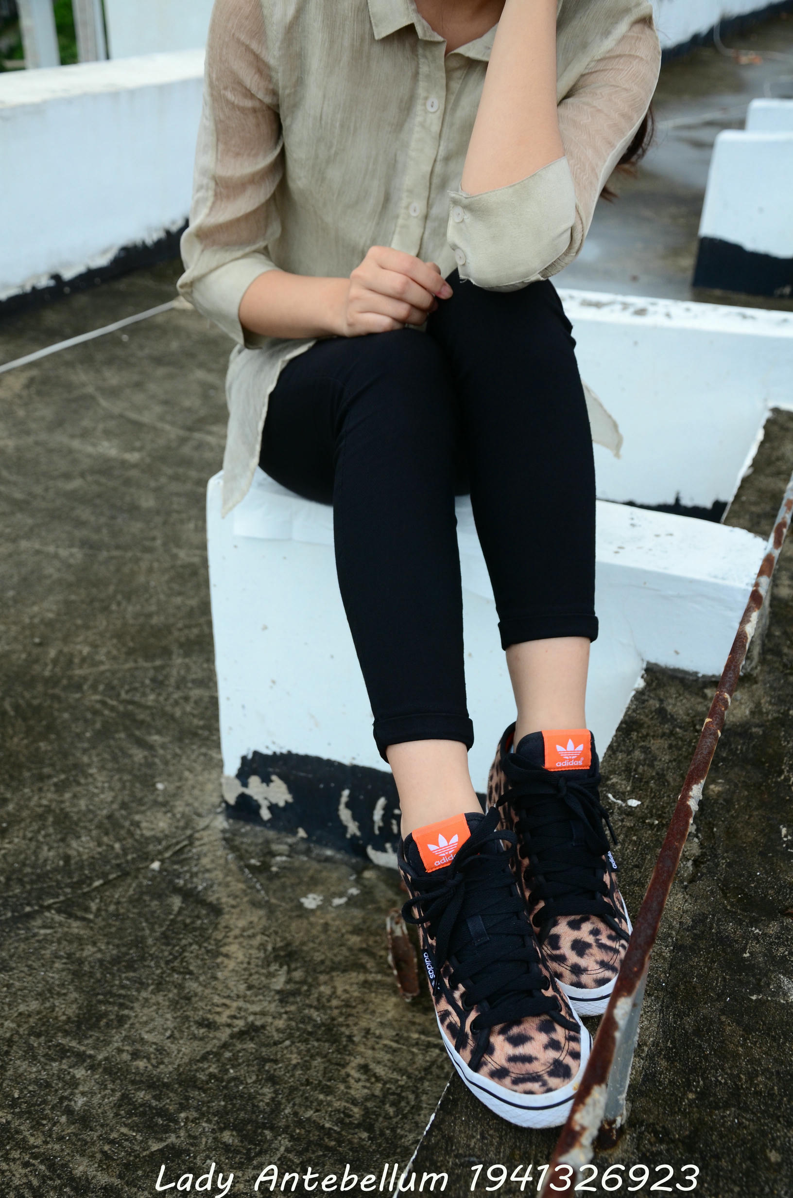 [战前女神] 恋足美腿棉袜女神级摄影套图 051 [155P-255MB]_第3集